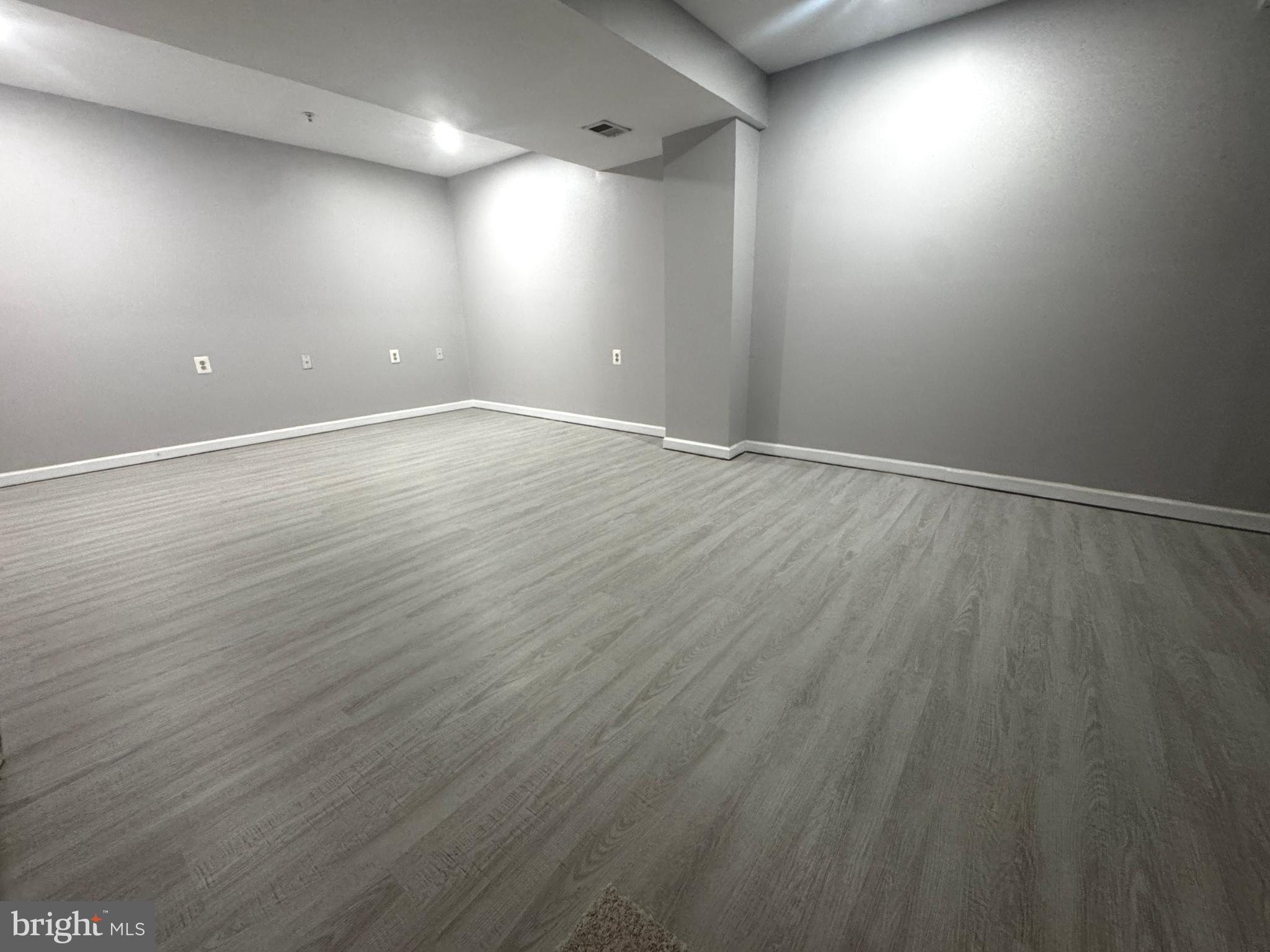 AMBERLEA FARM - Residential Lease