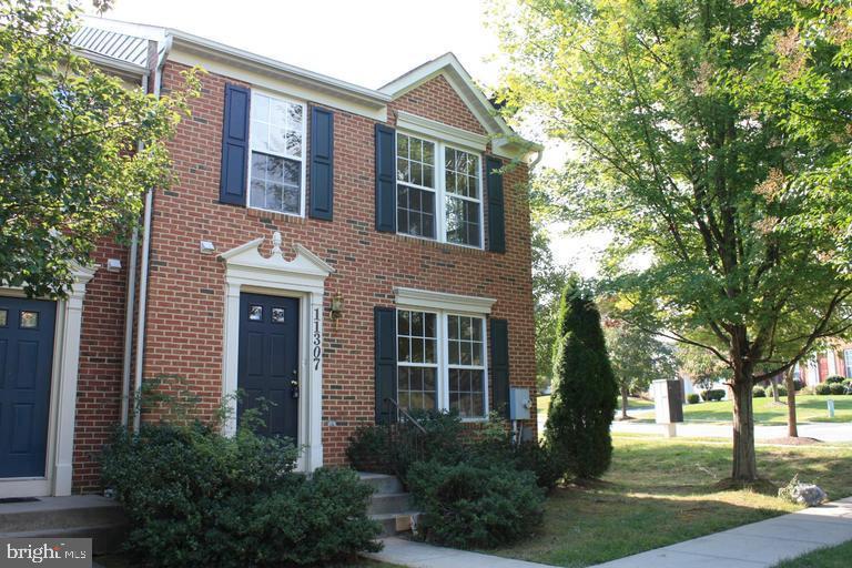 Wootton school district!!! 3 levels end-unit townhouse, 3 bedrooms 2 full bath 2 half baths, main level hardwood floors, living dinning room and powder room, kitchen with granite counter tops and stainless steel appliances. 3 bedroom 2 full bath on upper level. Fully finished basement with half bath. Deck on rear leading to parking lot & community tot lot. Convenient location close to everything. No pets. Available 9/8. OCCUPIED, 24 hours notice to show.