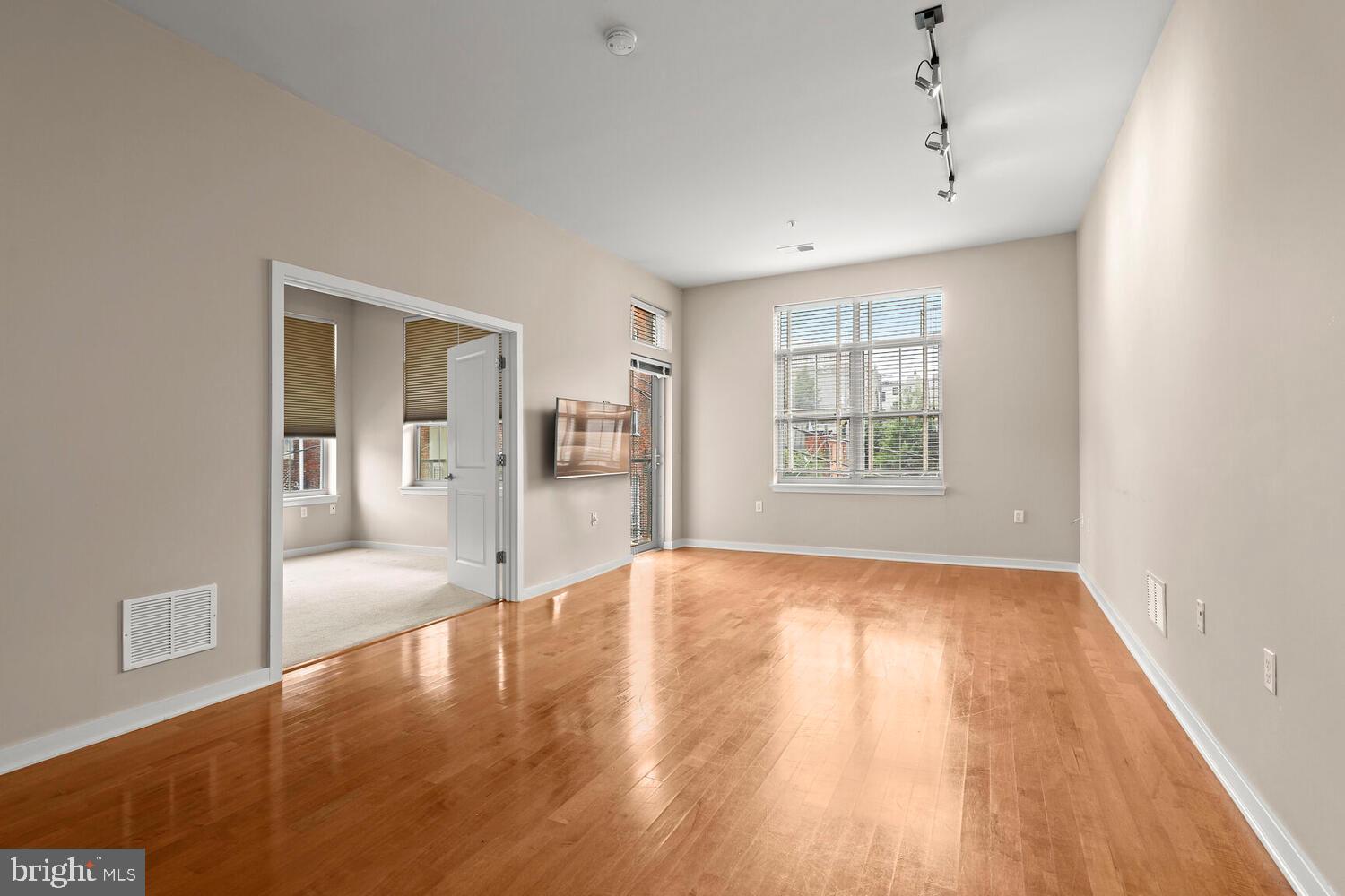 MOUNT VERNON PLACE HISTORIC DISTRICT - Residential