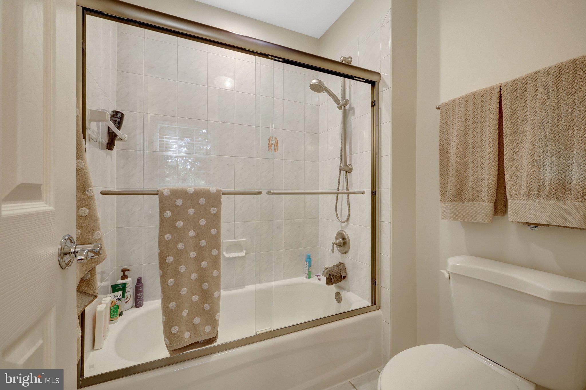 SPRING LAKE - Residential