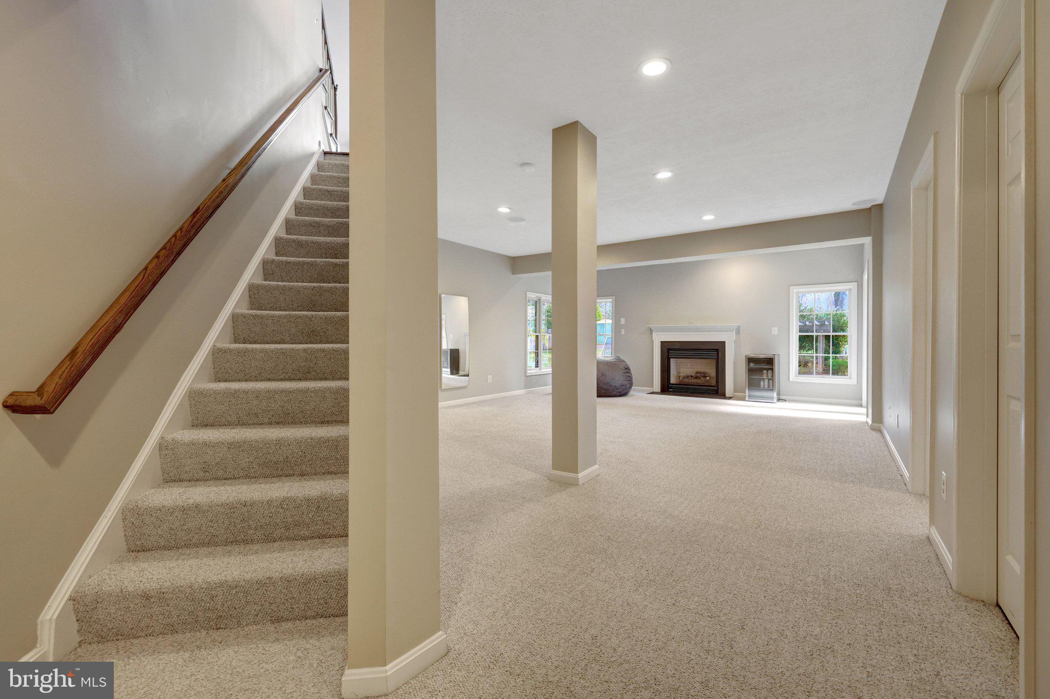 SPRING LAKE - Residential