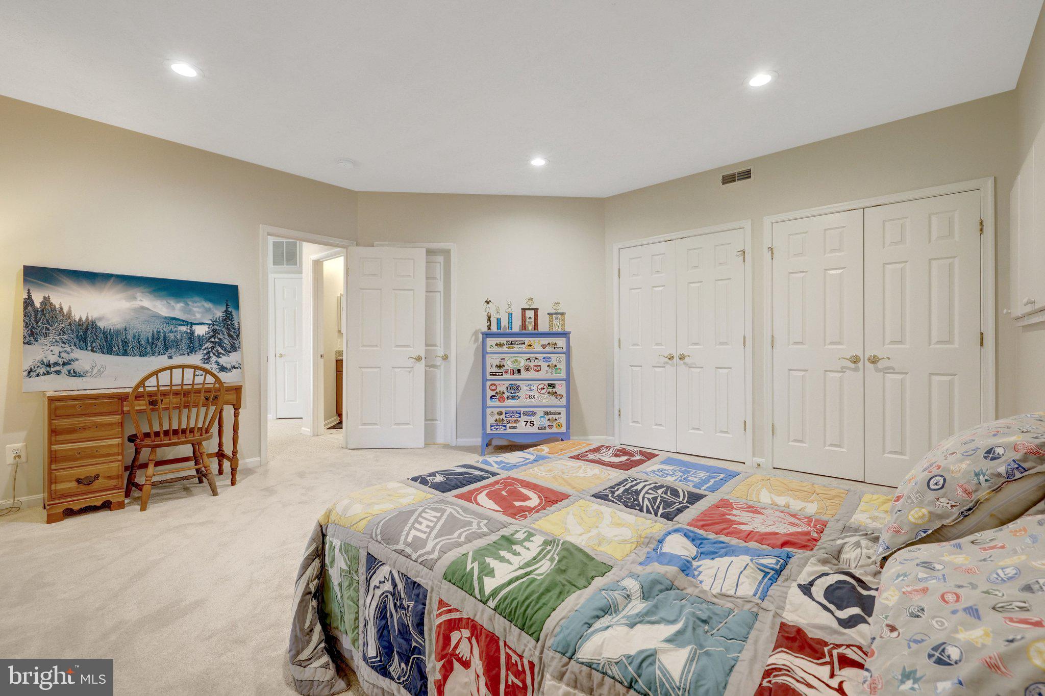 SPRING LAKE - Residential