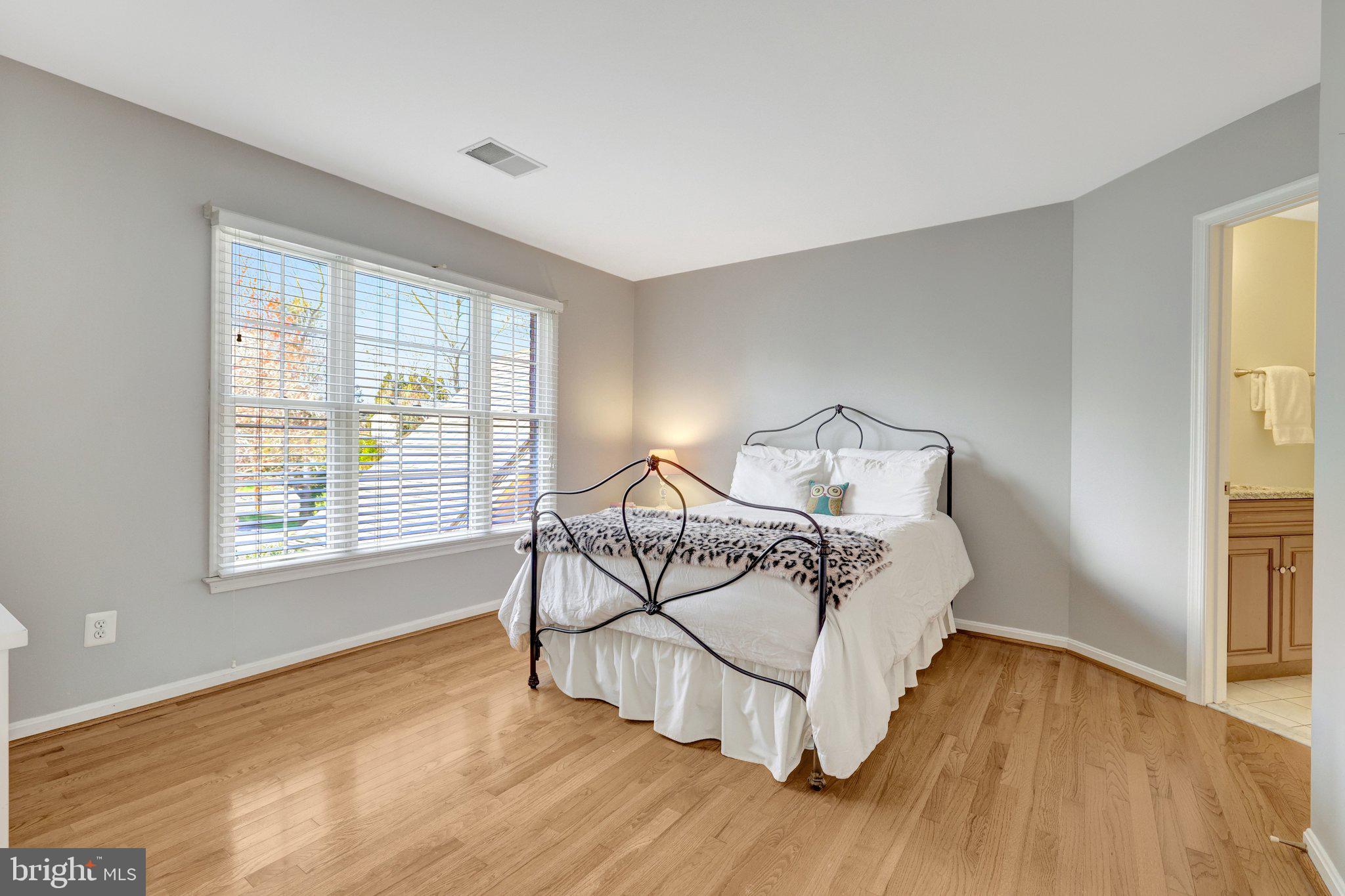 SPRING LAKE - Residential