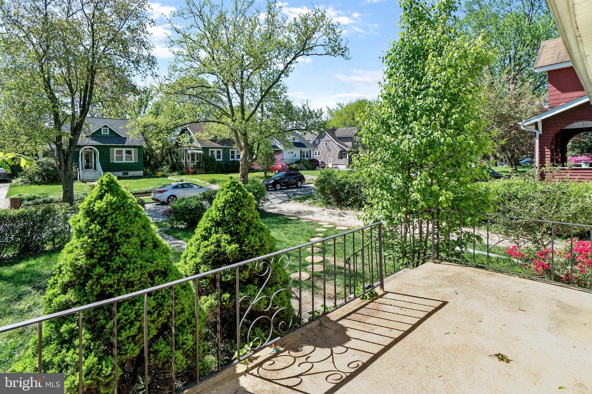 LAKE WALKER - Residential