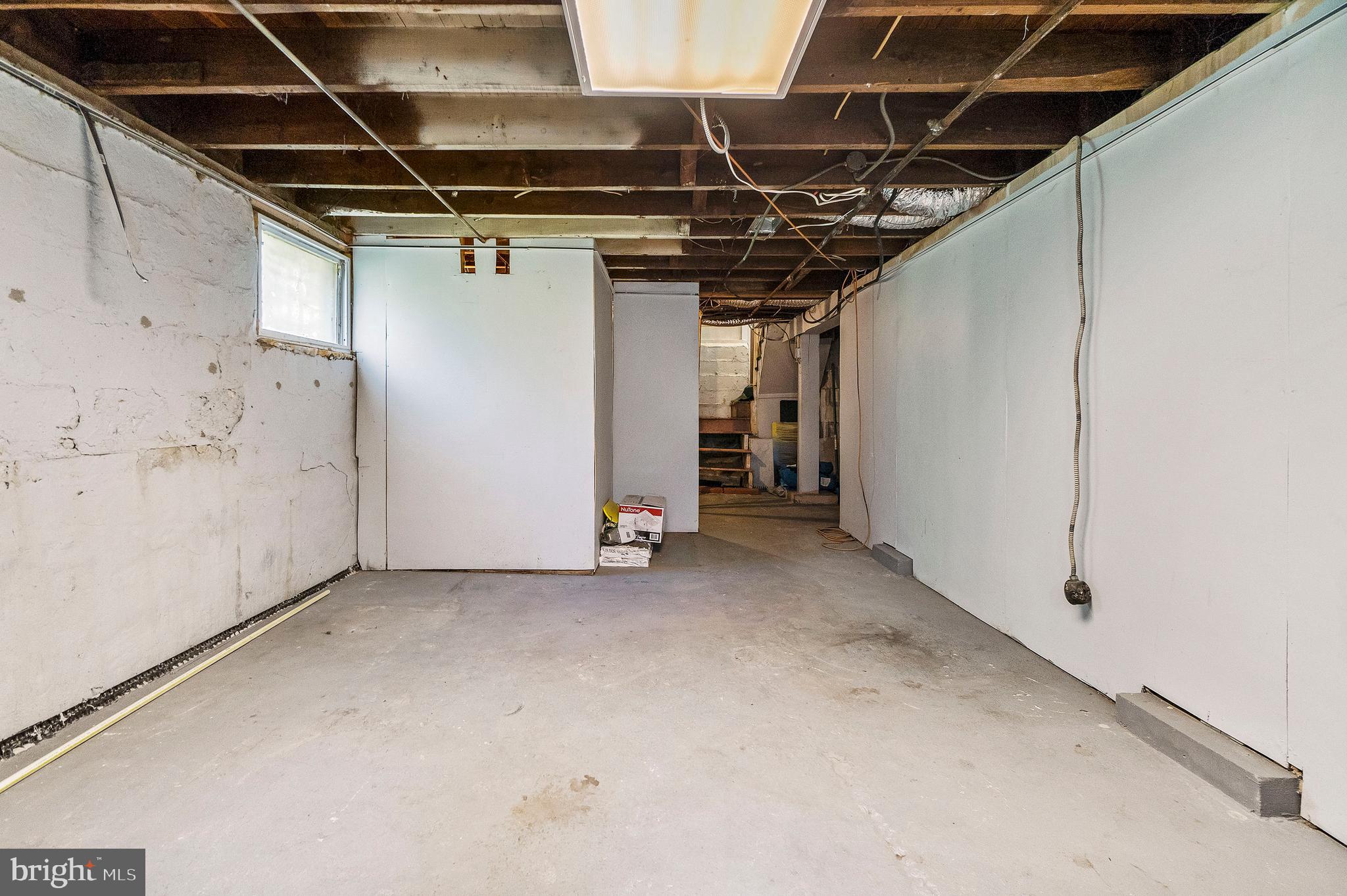 LAKE WALKER - Residential