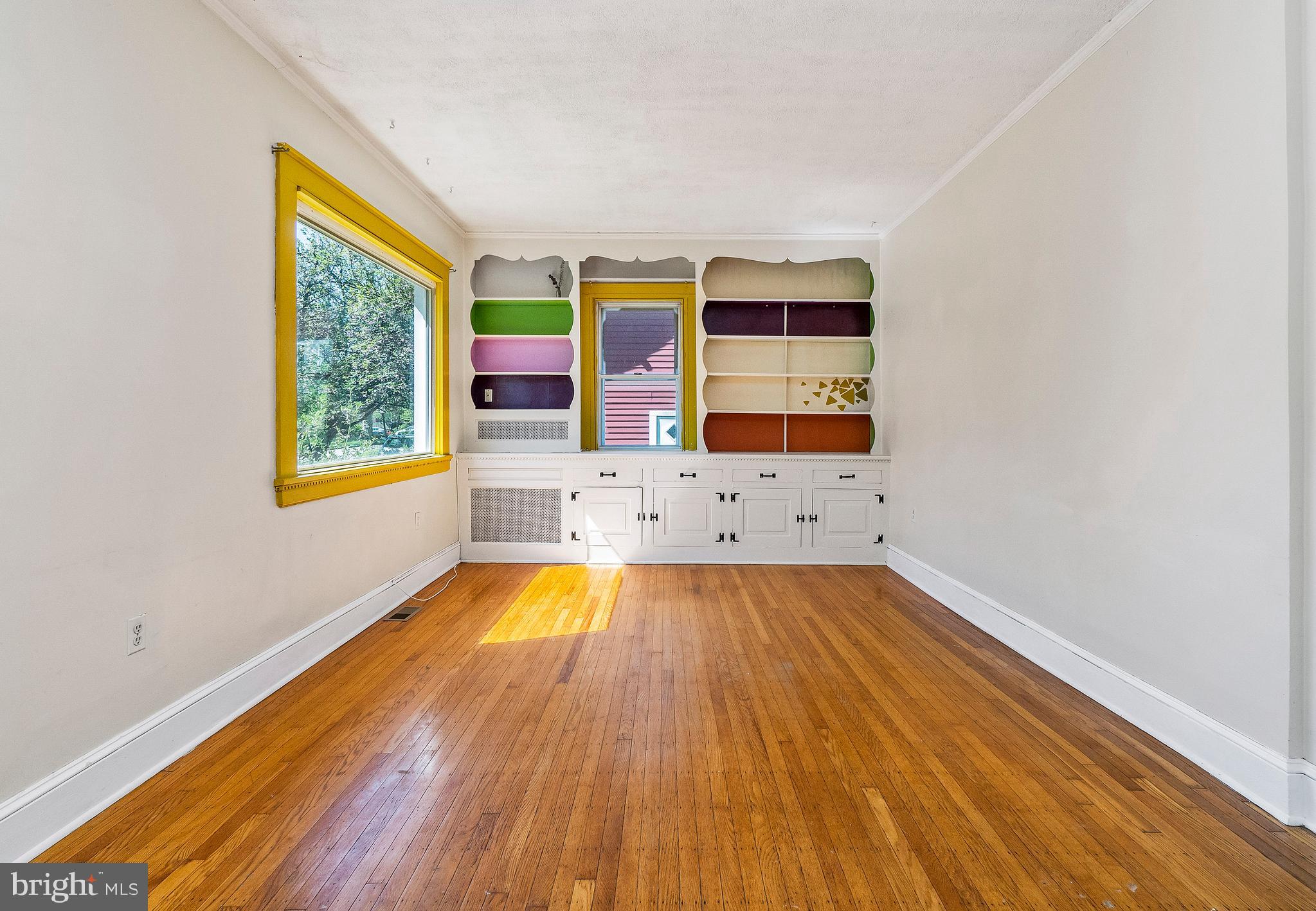 LAKE WALKER - Residential