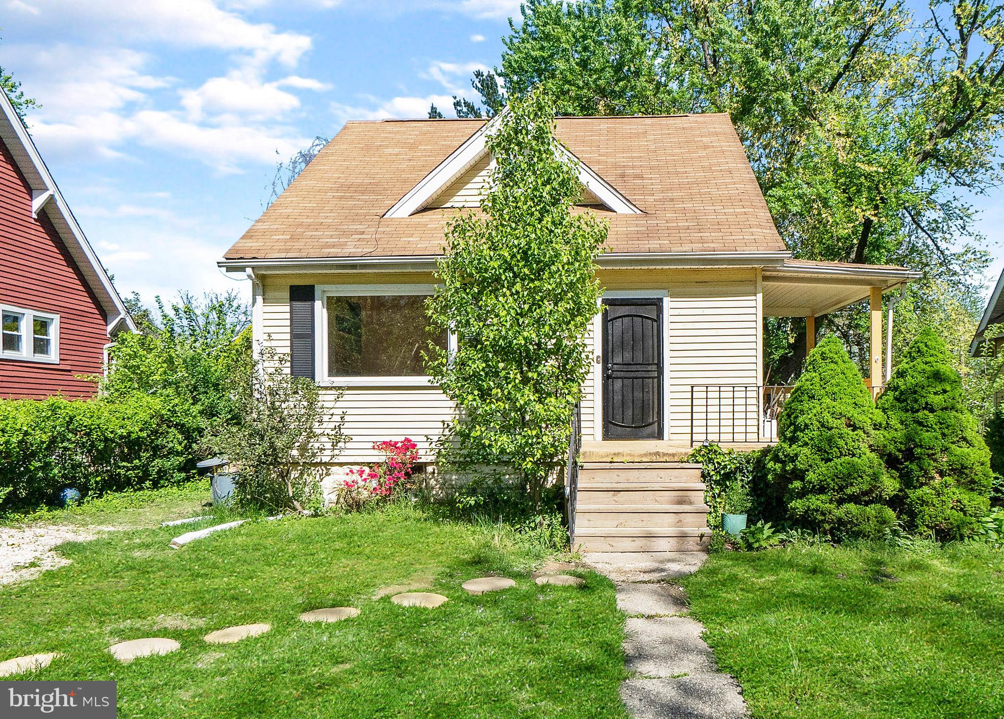 LAKE WALKER - Residential