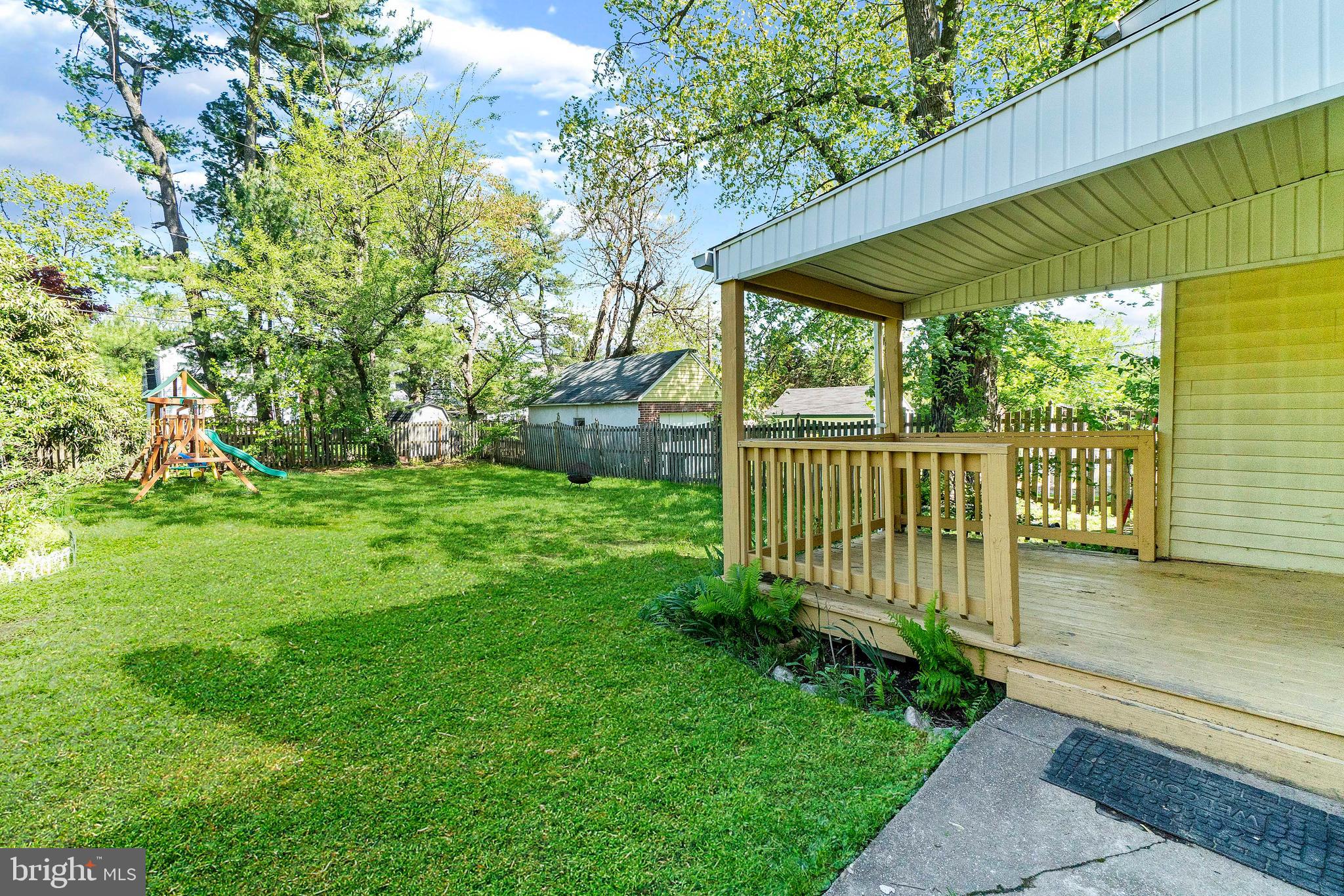 LAKE WALKER - Residential