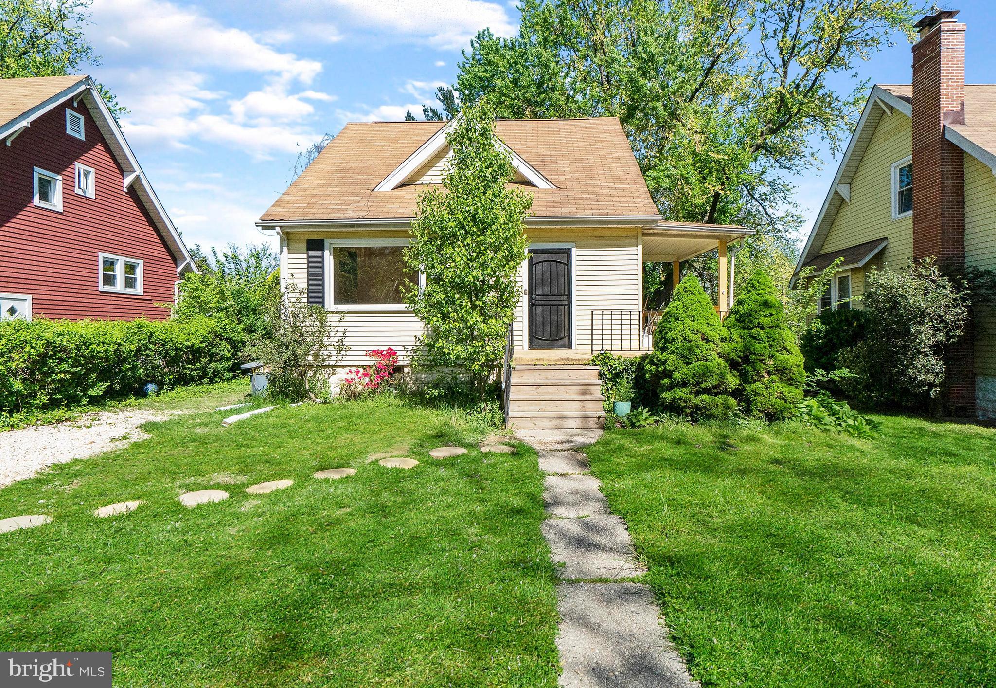 LAKE WALKER - Residential