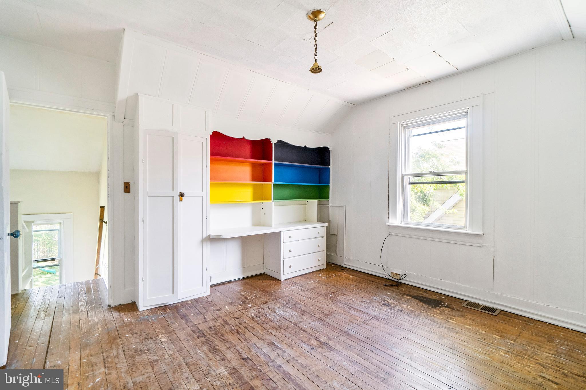 LAKE WALKER - Residential