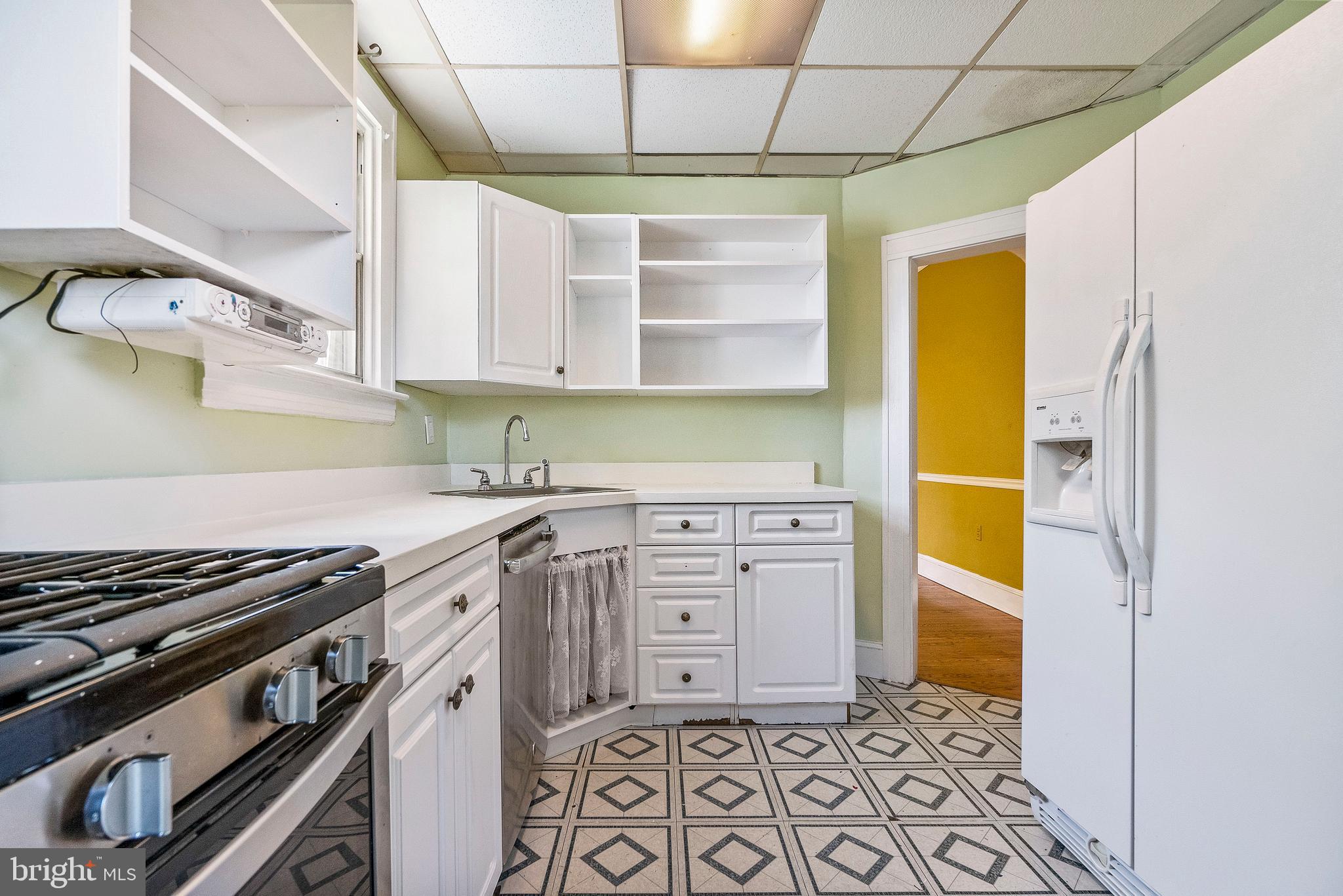 LAKE WALKER - Residential