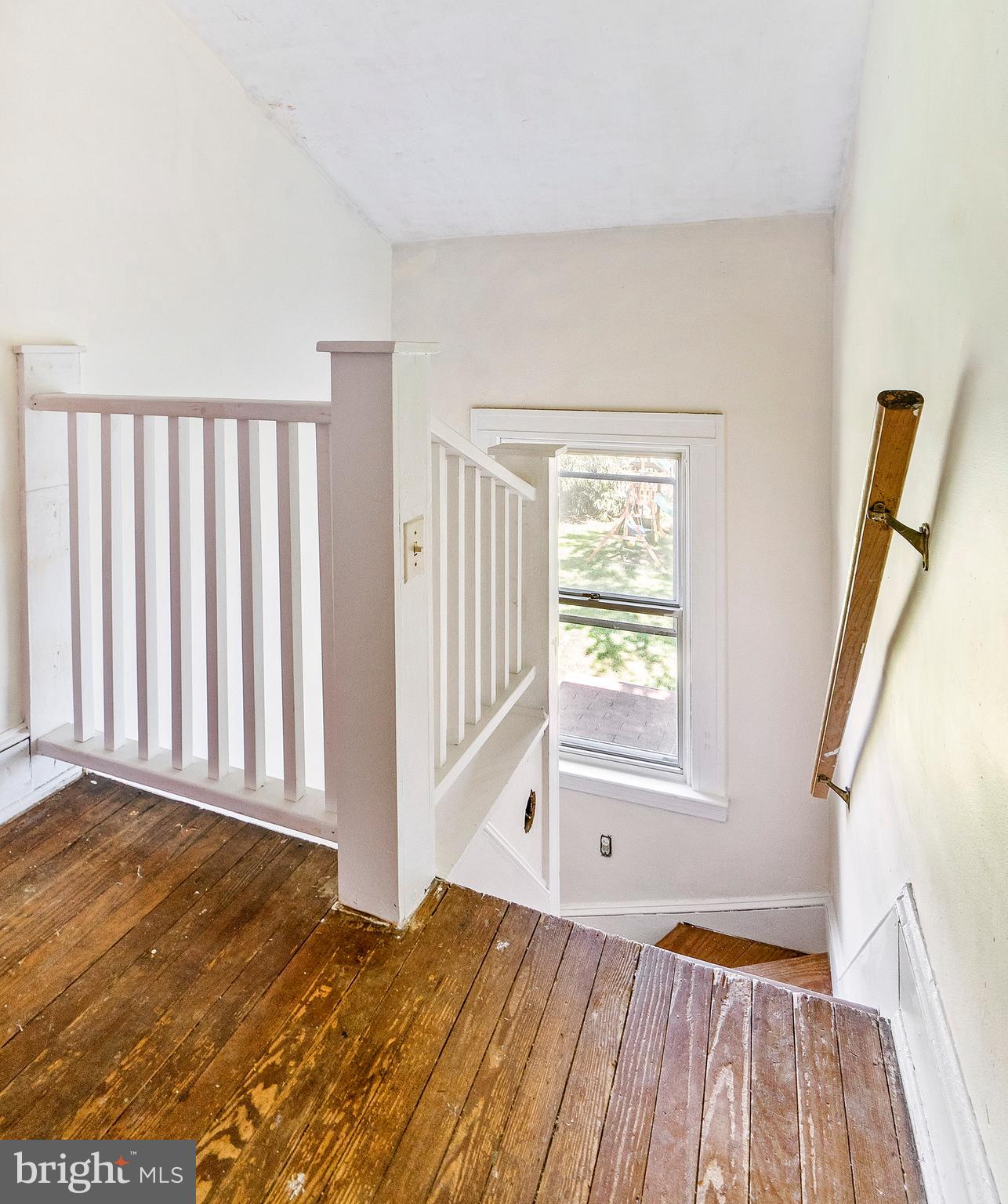 LAKE WALKER - Residential