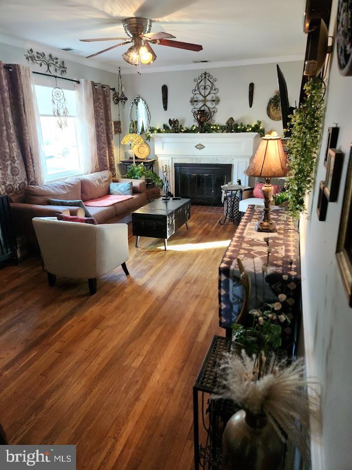 FAIRFAX WOODS - Residential