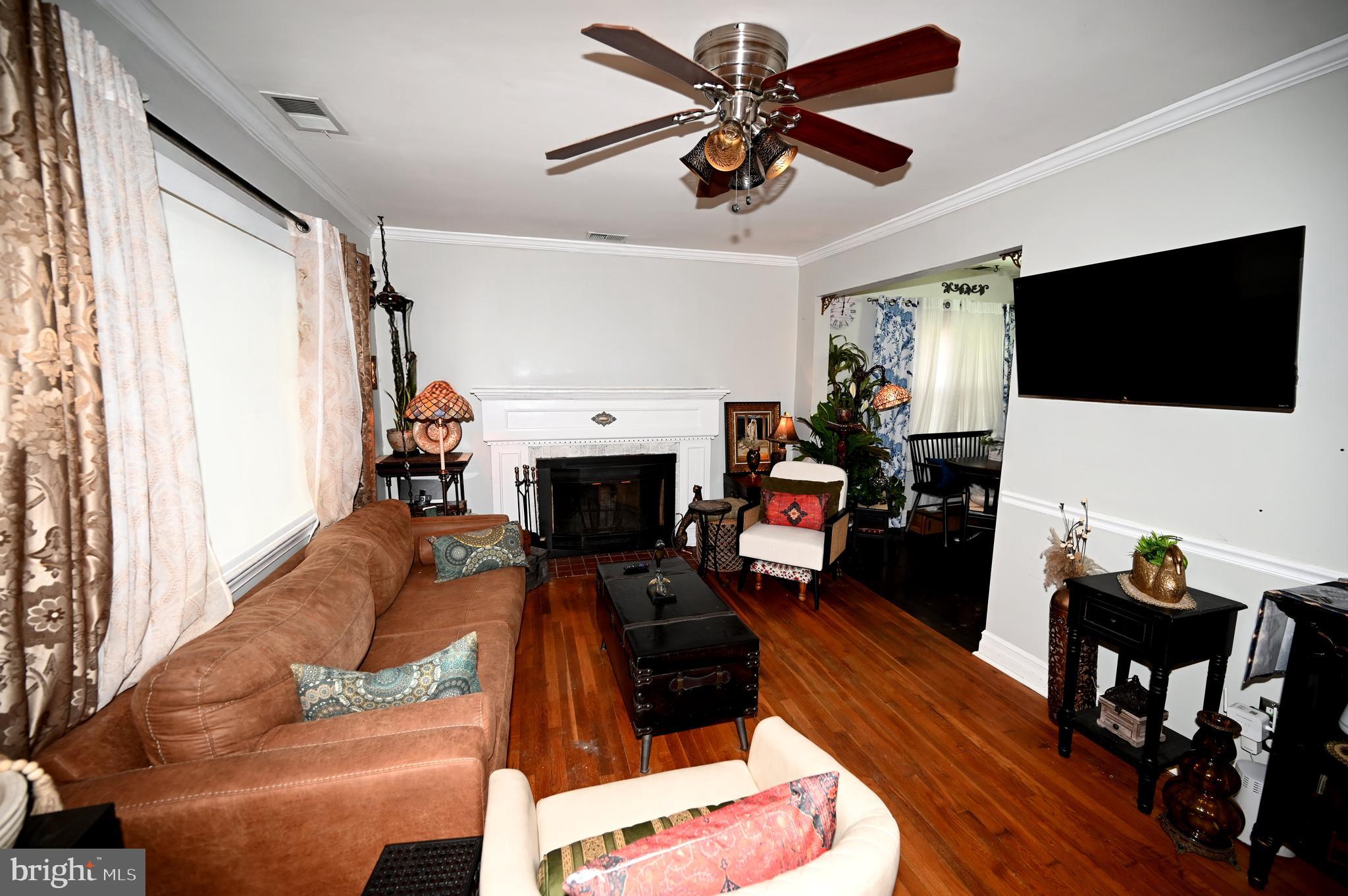 FAIRFAX WOODS - Residential