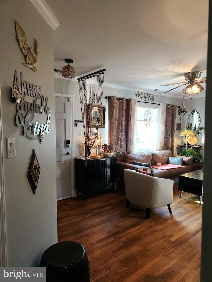 FAIRFAX WOODS - Residential