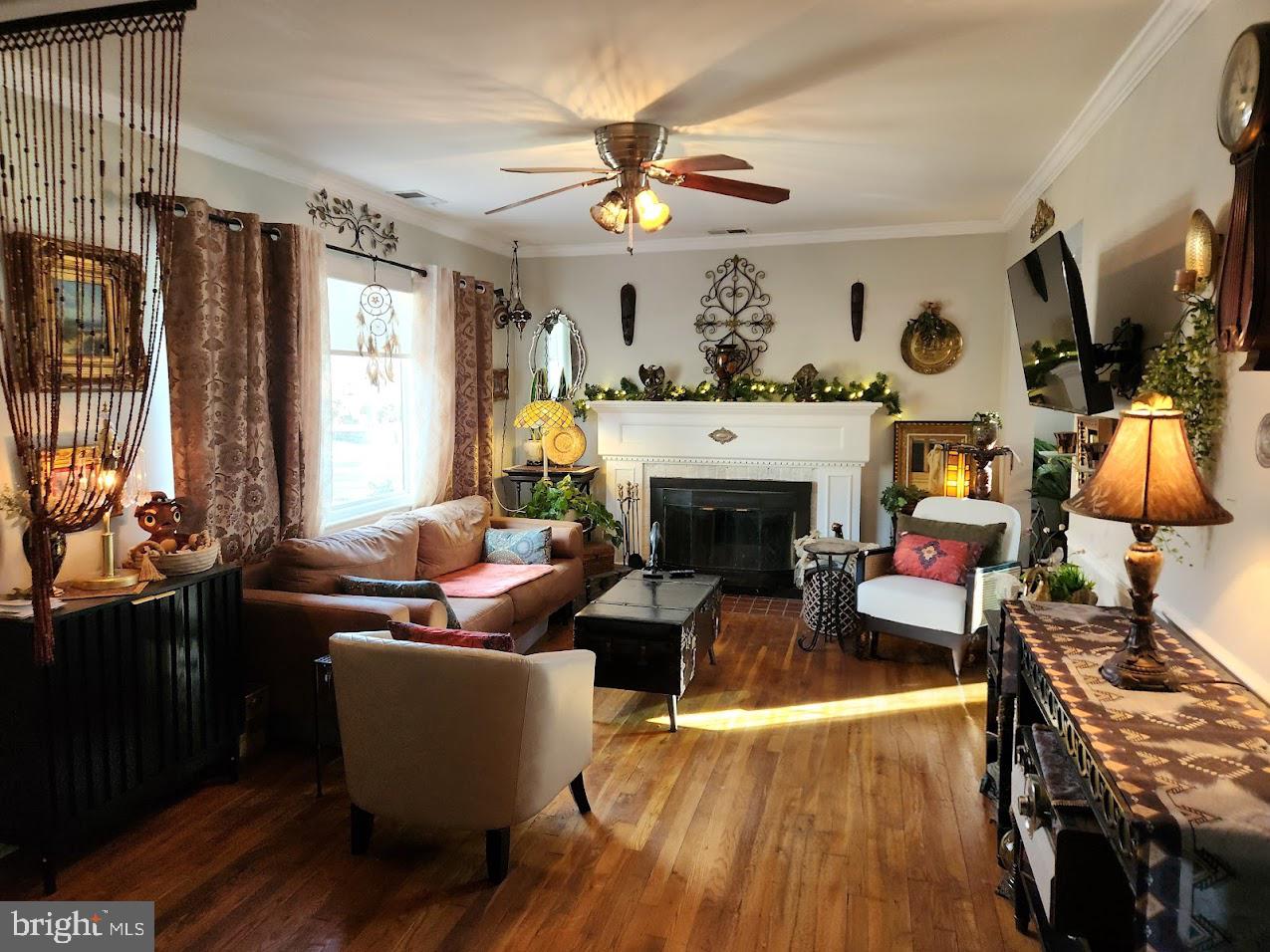 FAIRFAX WOODS - Residential