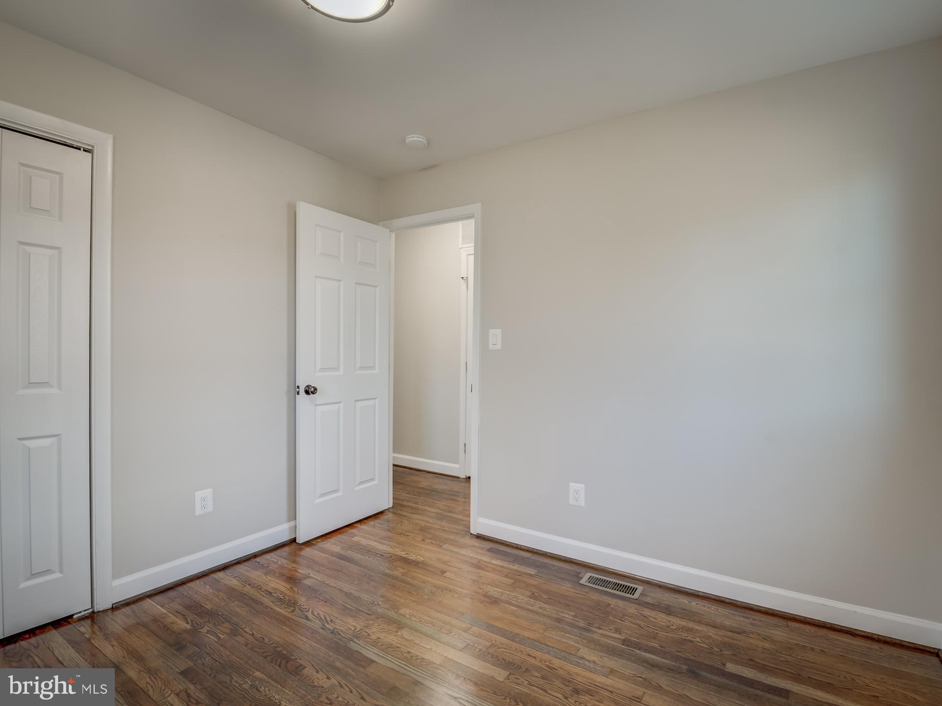 PEPPER MILL VILLAGE - Residential