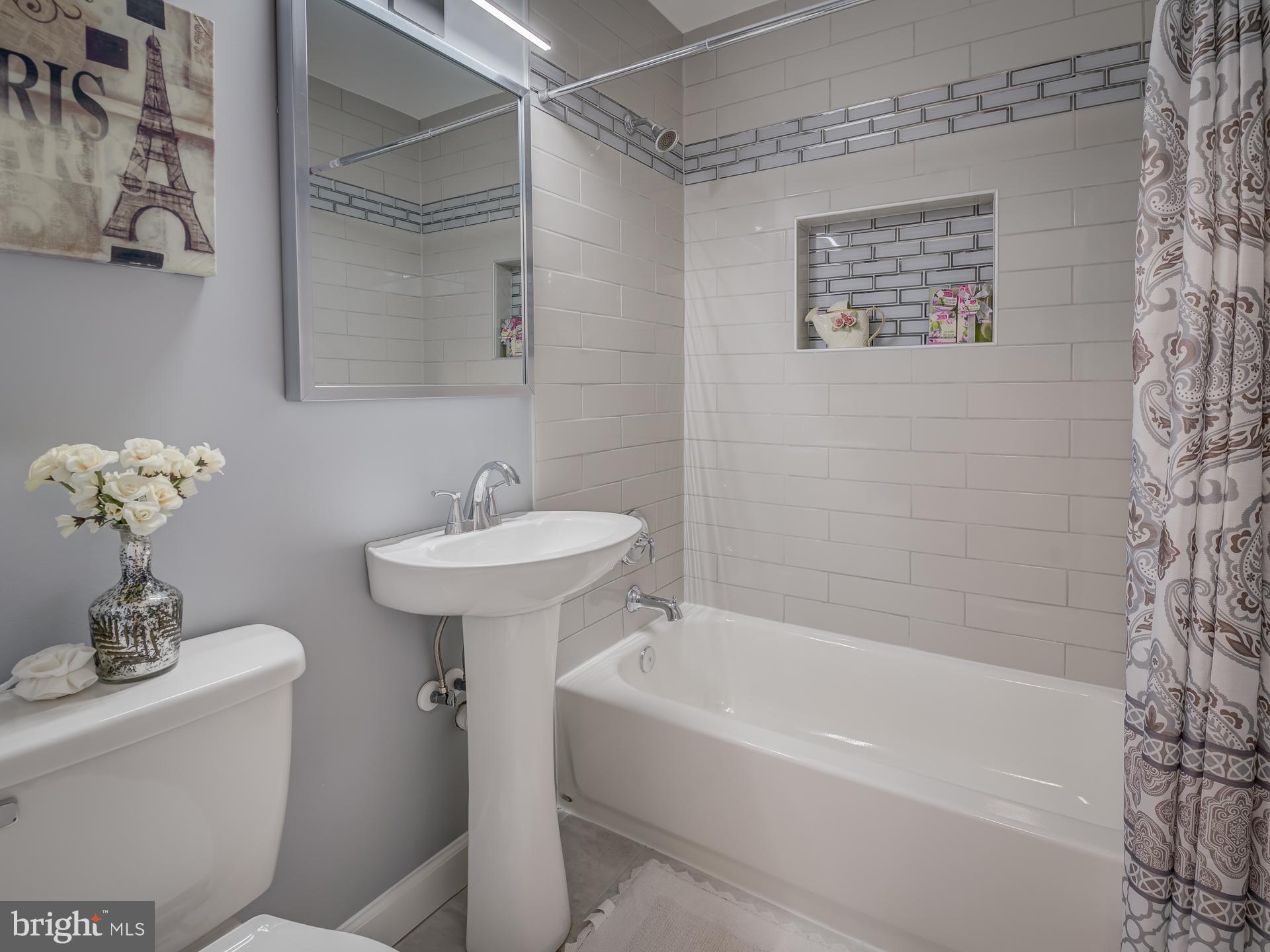 PEPPER MILL VILLAGE - Residential