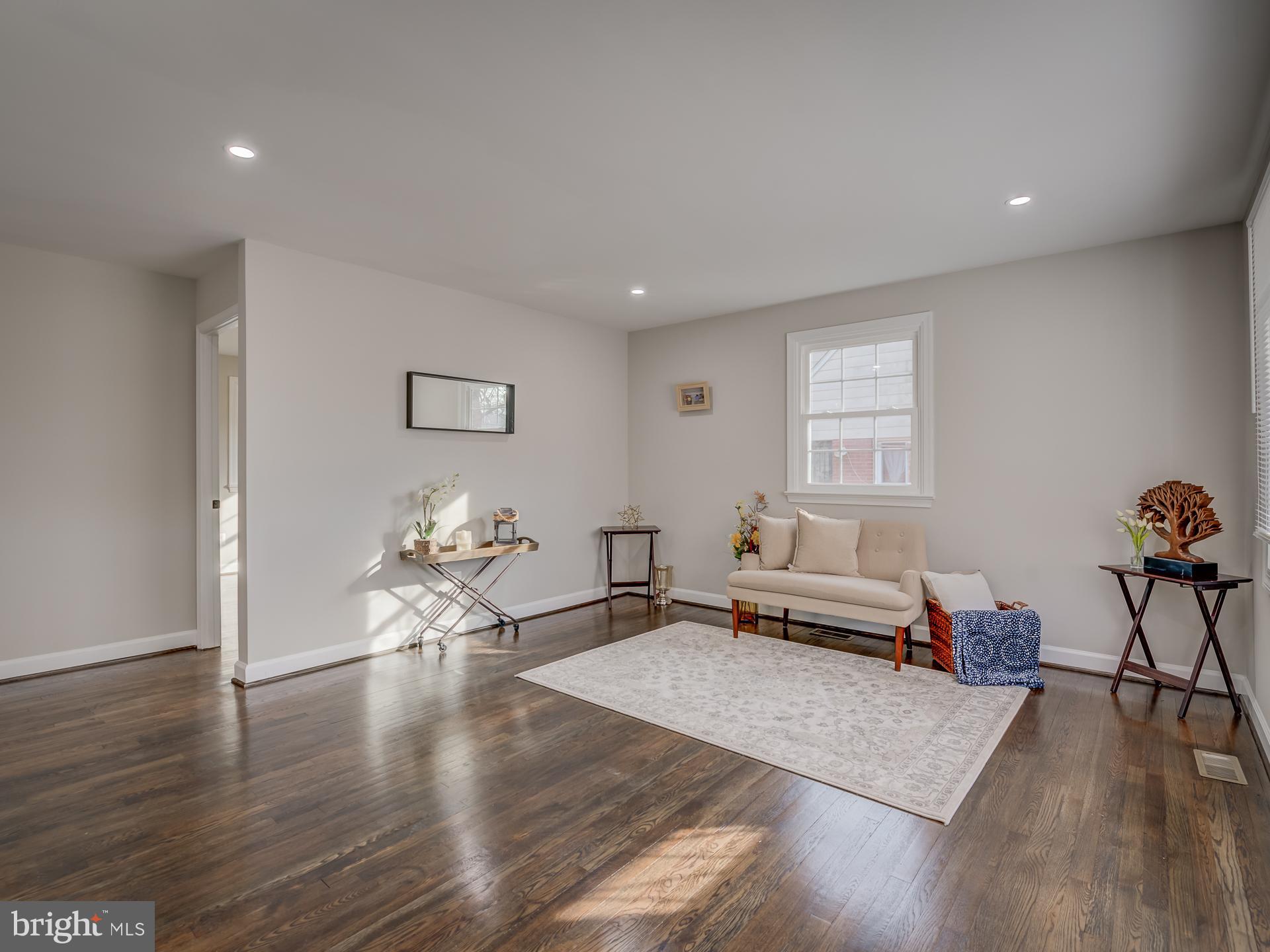 PEPPER MILL VILLAGE - Residential