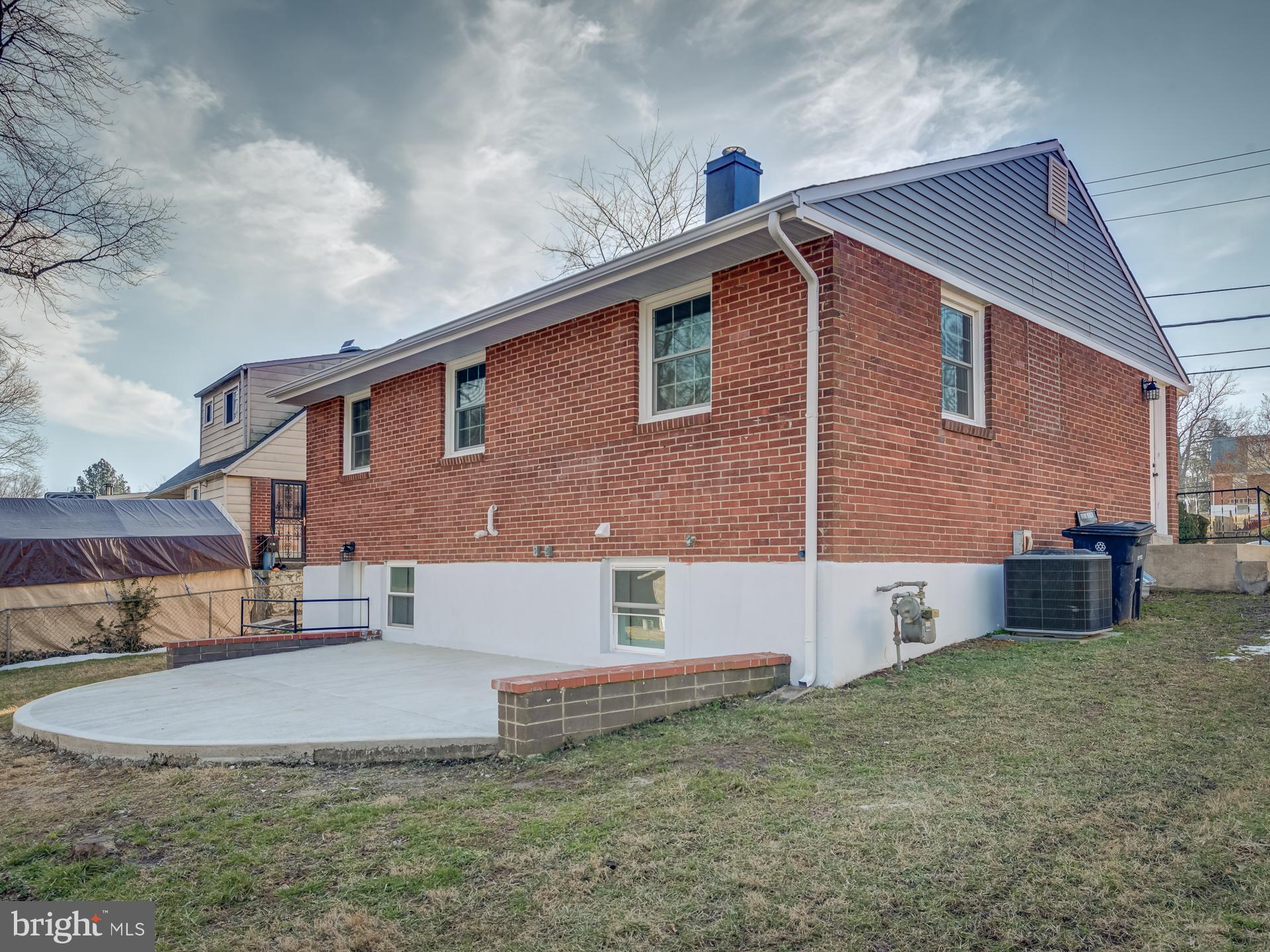 PEPPER MILL VILLAGE - Residential