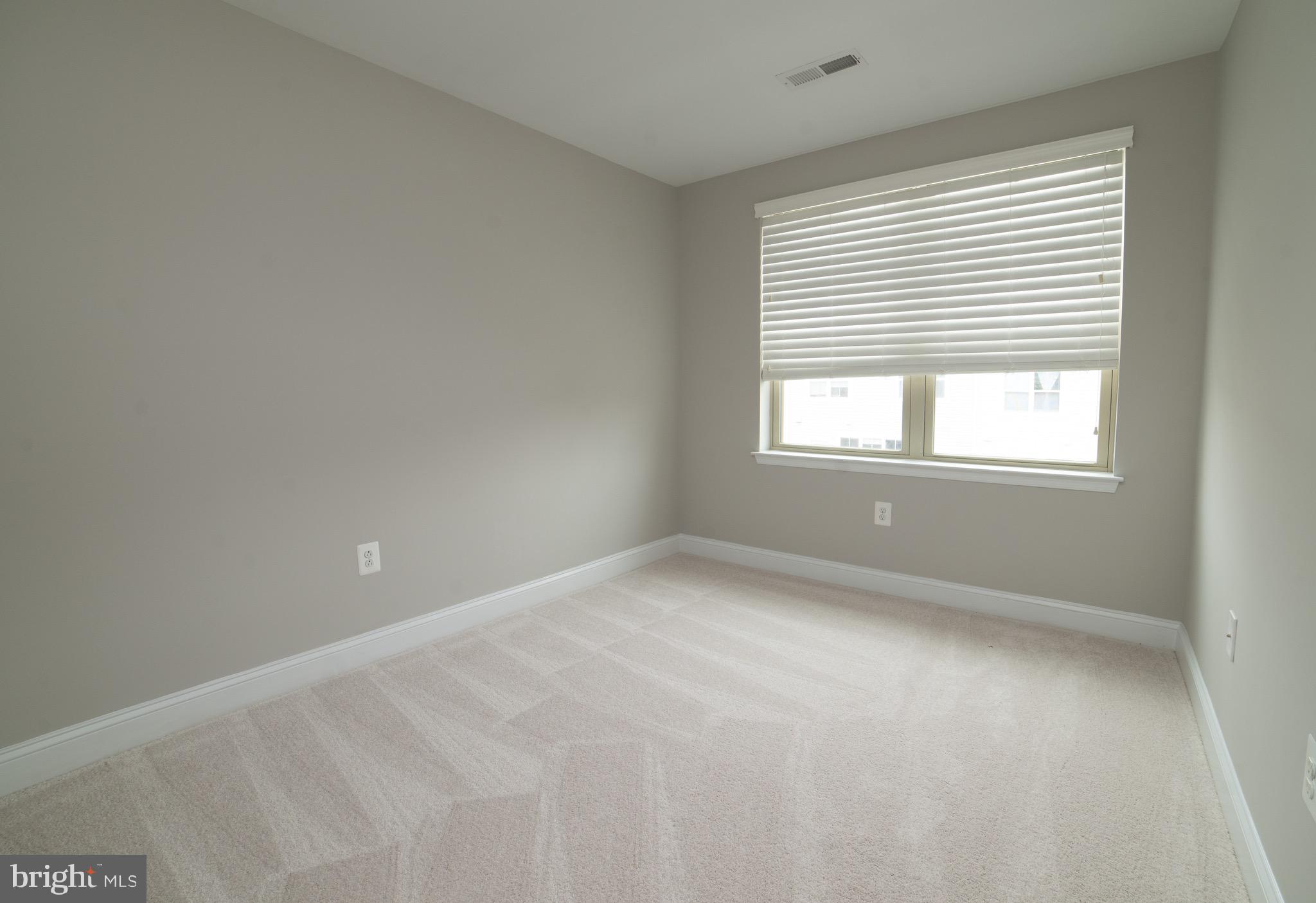 VILLAGE GREENS - Residential