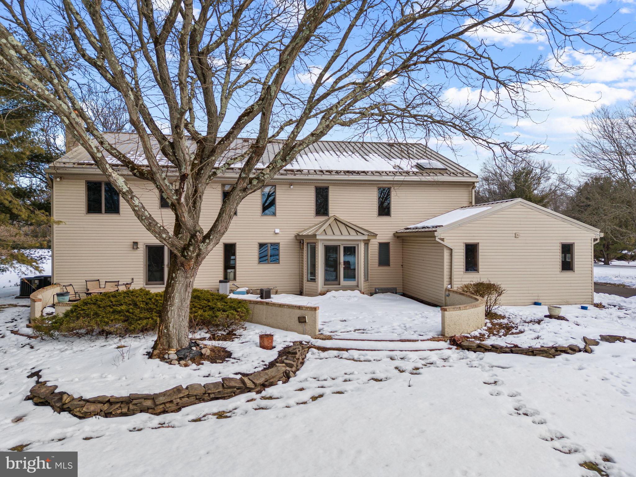 NORTHAMPTON ESTS - Residential