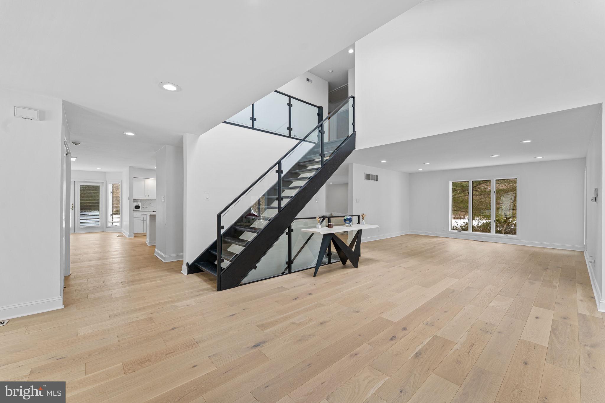 NORTHAMPTON ESTS - Residential