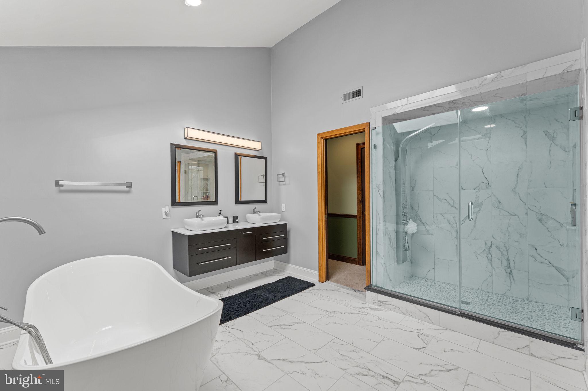 NORTHAMPTON ESTS - Residential