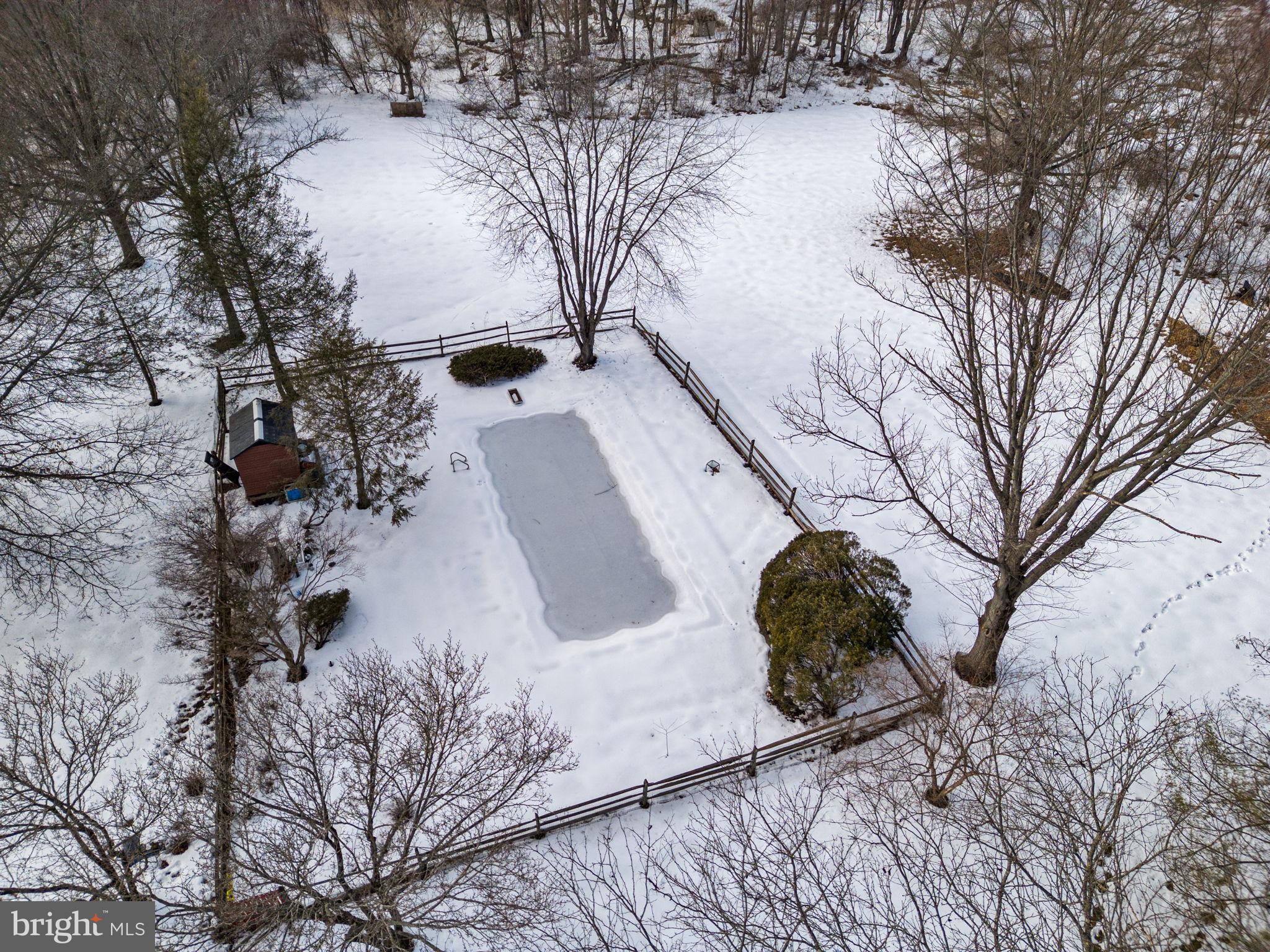 NORTHAMPTON ESTS - Residential