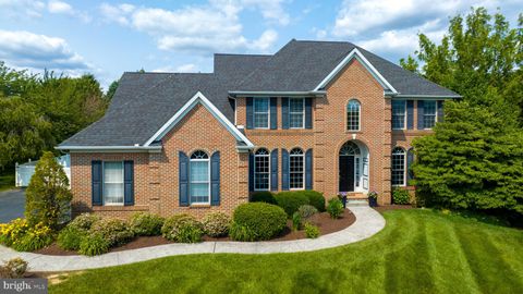 Photo of 7 CHUKAR CT, LANCASTER, PA 17602 (MLS # PALA2035980)