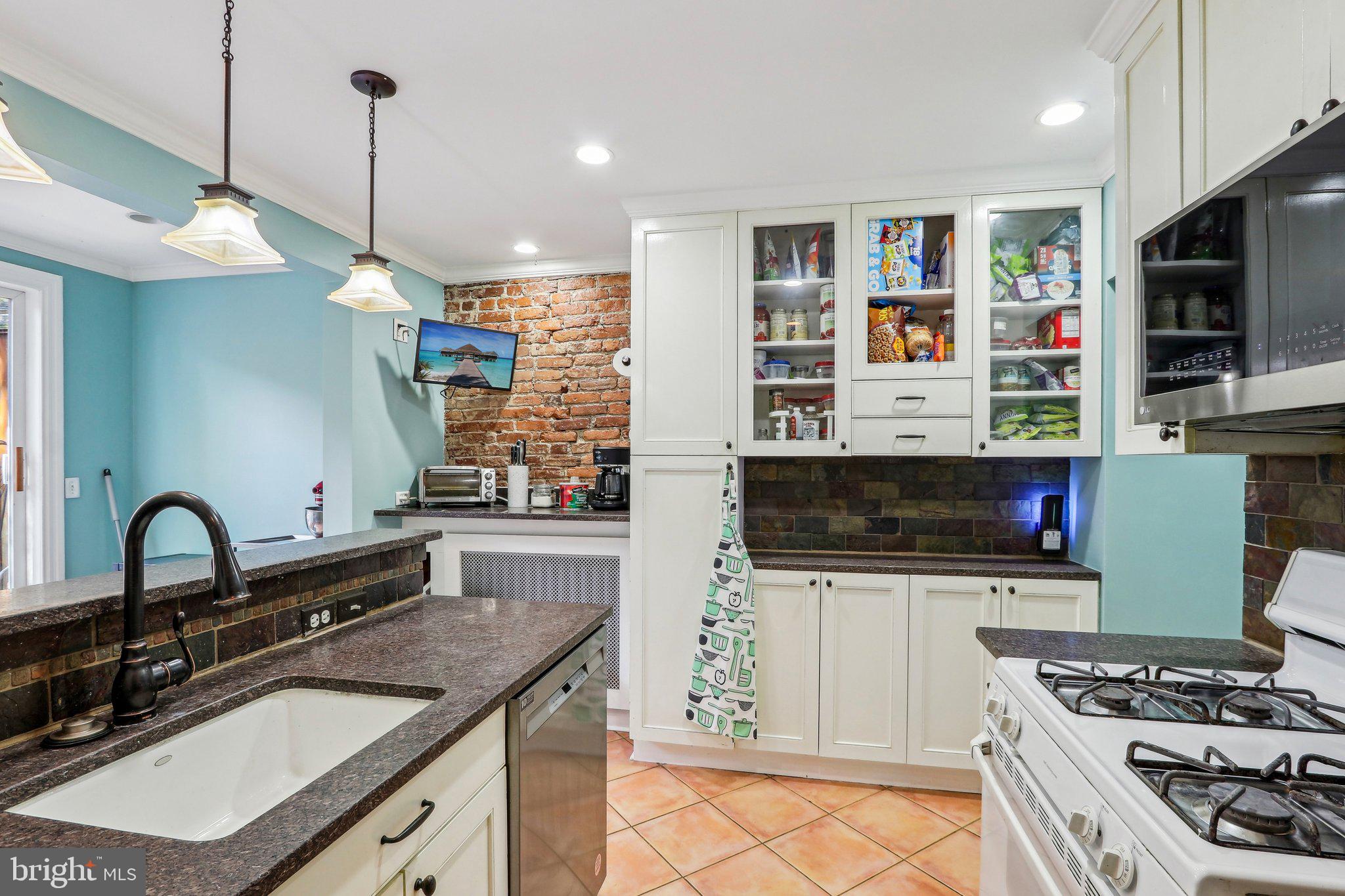 MANAYUNK - Residential