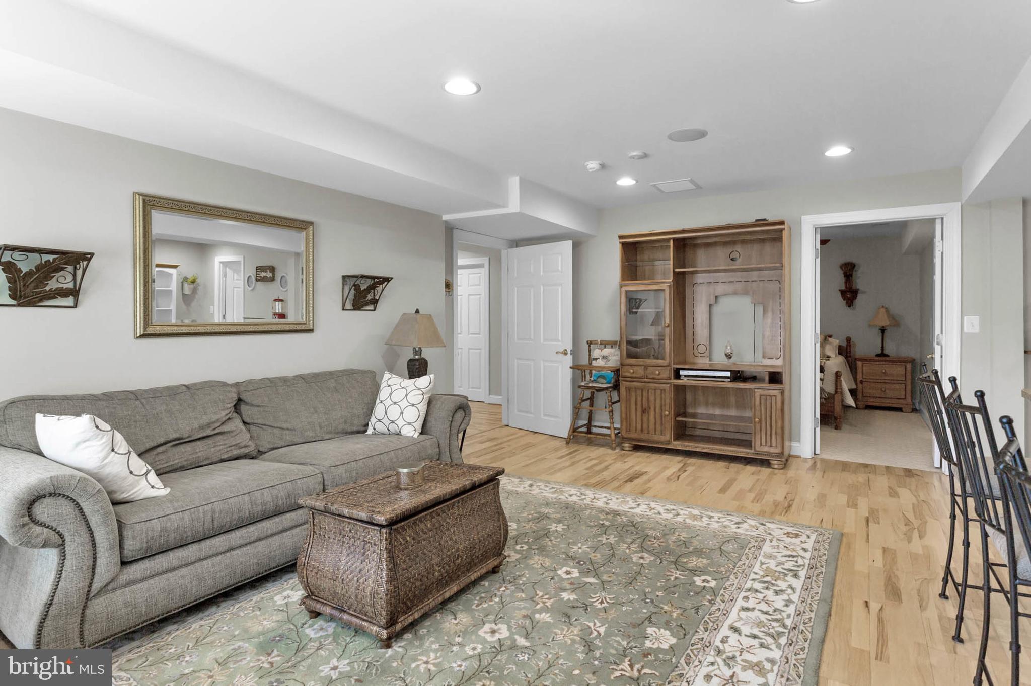 PATERNAL GIFT FARM - Residential