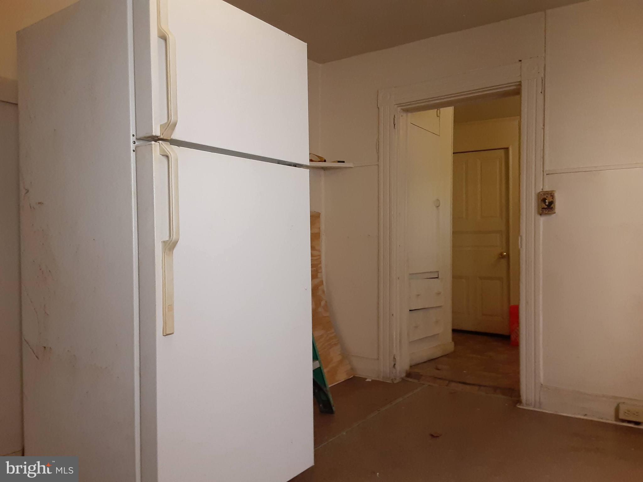 8TH WARD - Residential