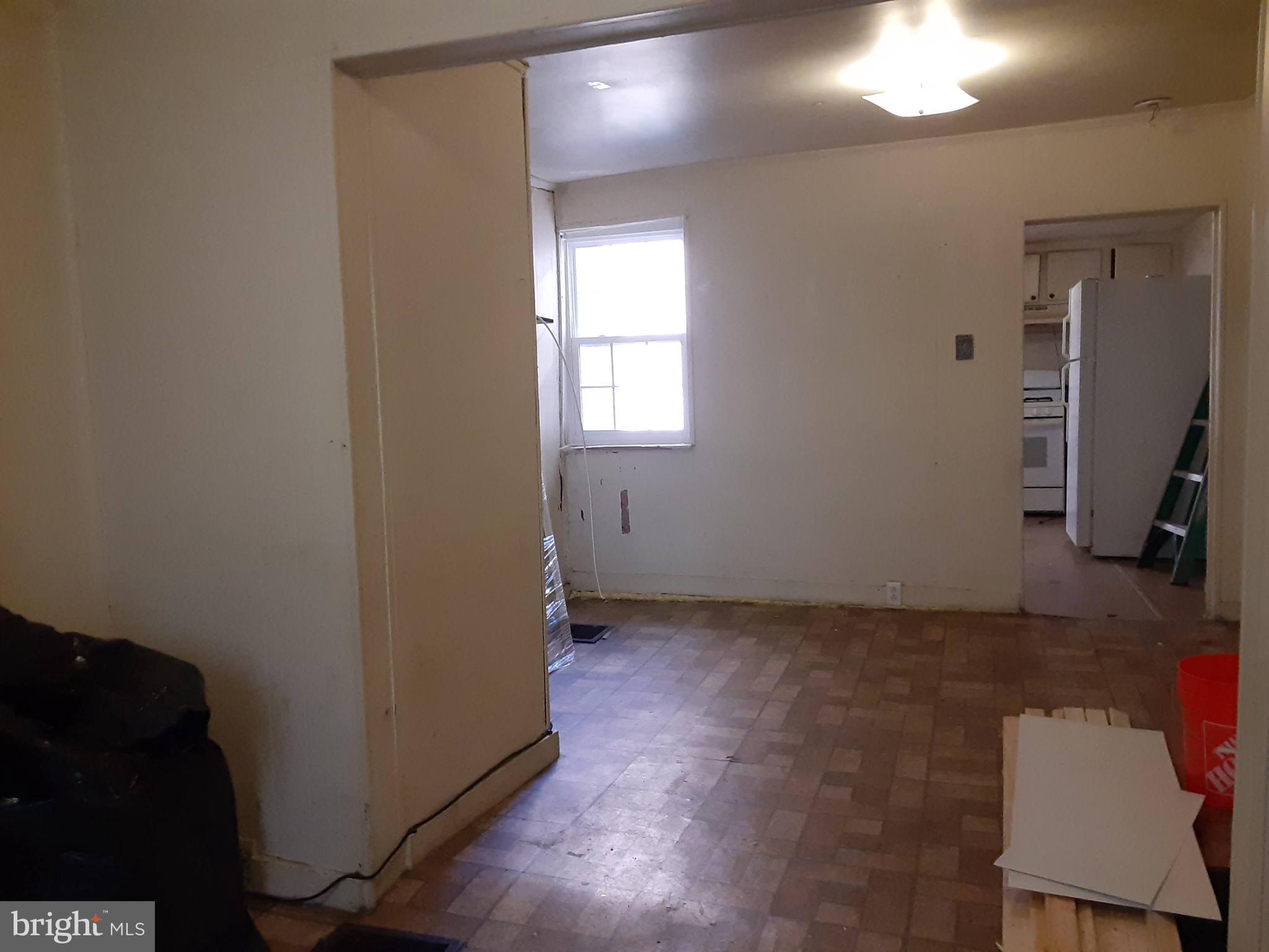 8TH WARD - Residential