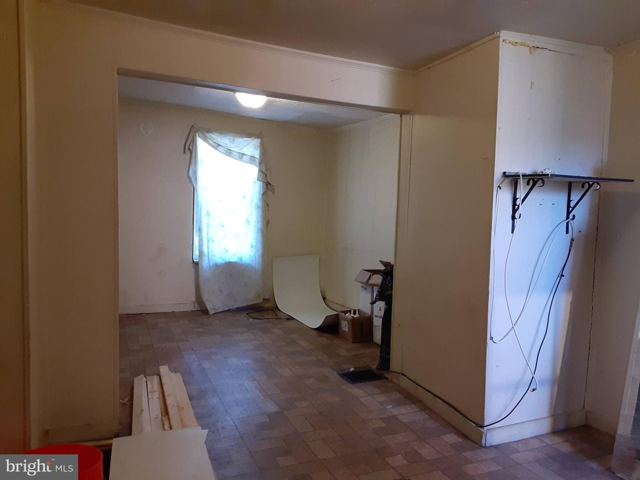 8TH WARD - Residential