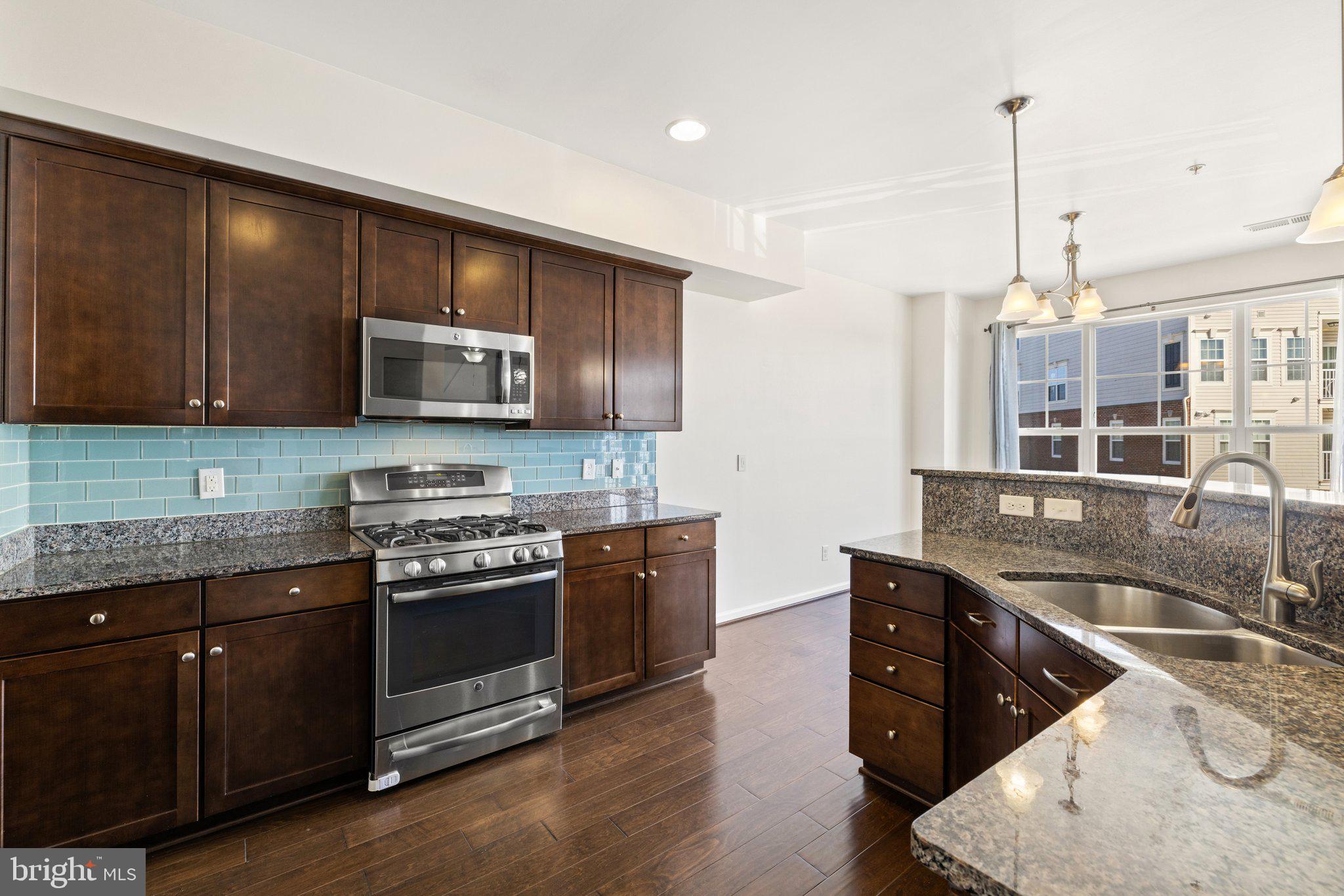 EAST GATE 3 CONDOMINIUM - Residential Lease