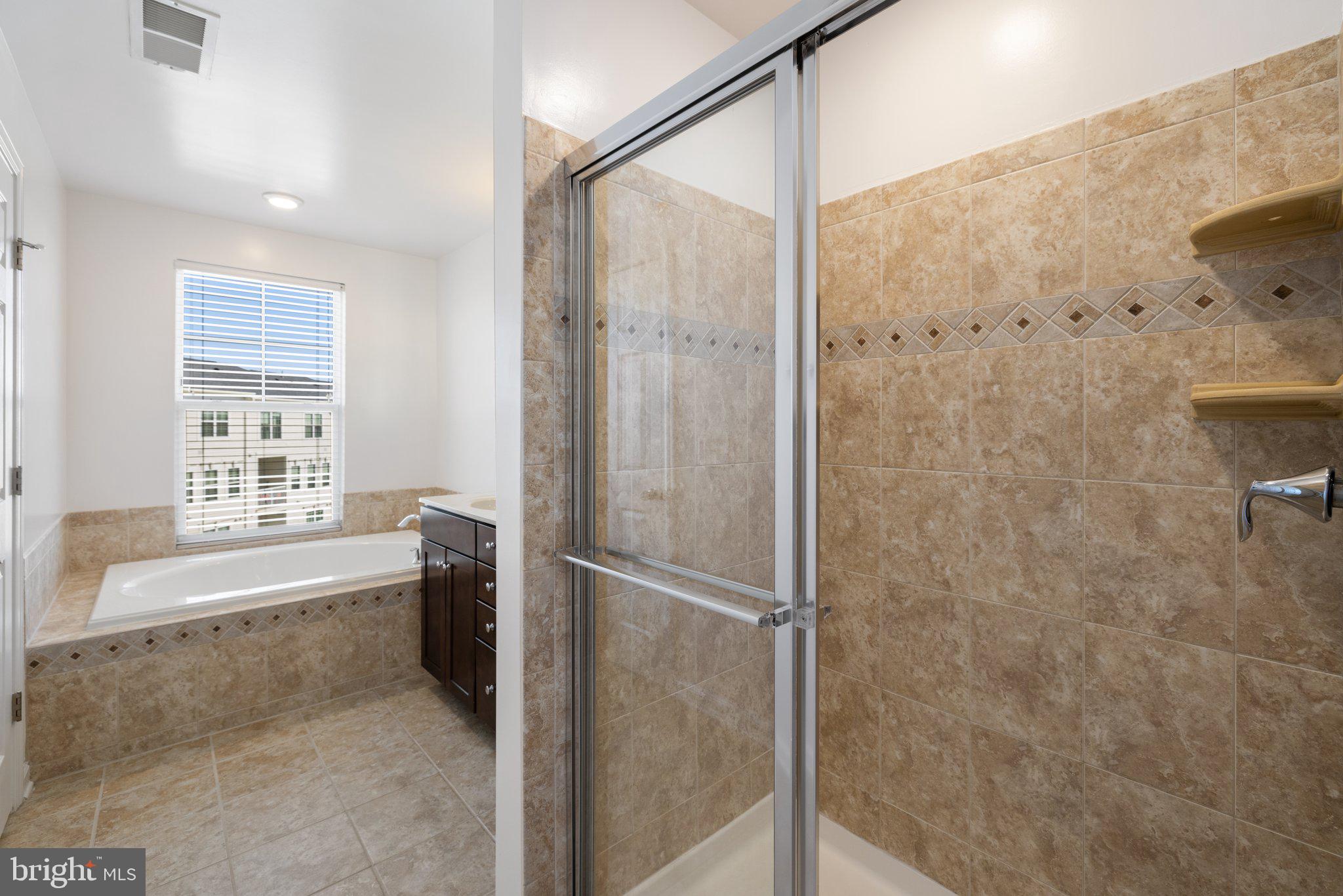 EAST GATE 3 CONDOMINIUM - Residential Lease