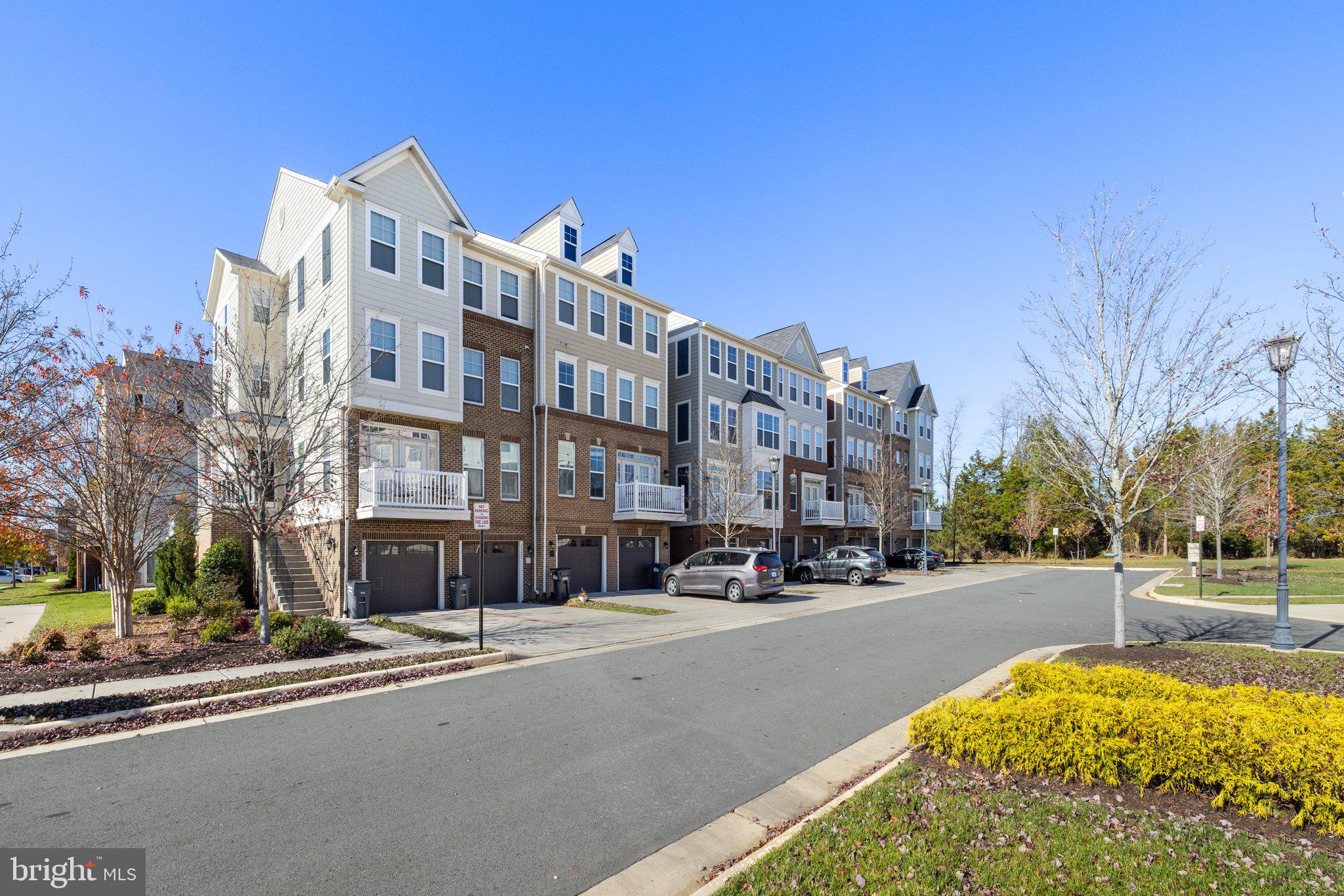 EAST GATE 3 CONDOMINIUM - Residential Lease