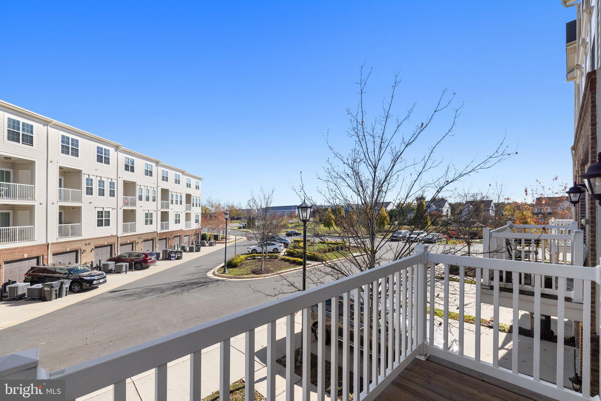 EAST GATE 3 CONDOMINIUM - Residential Lease