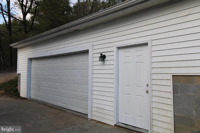 TEMPLE HILLS - Residential Lease