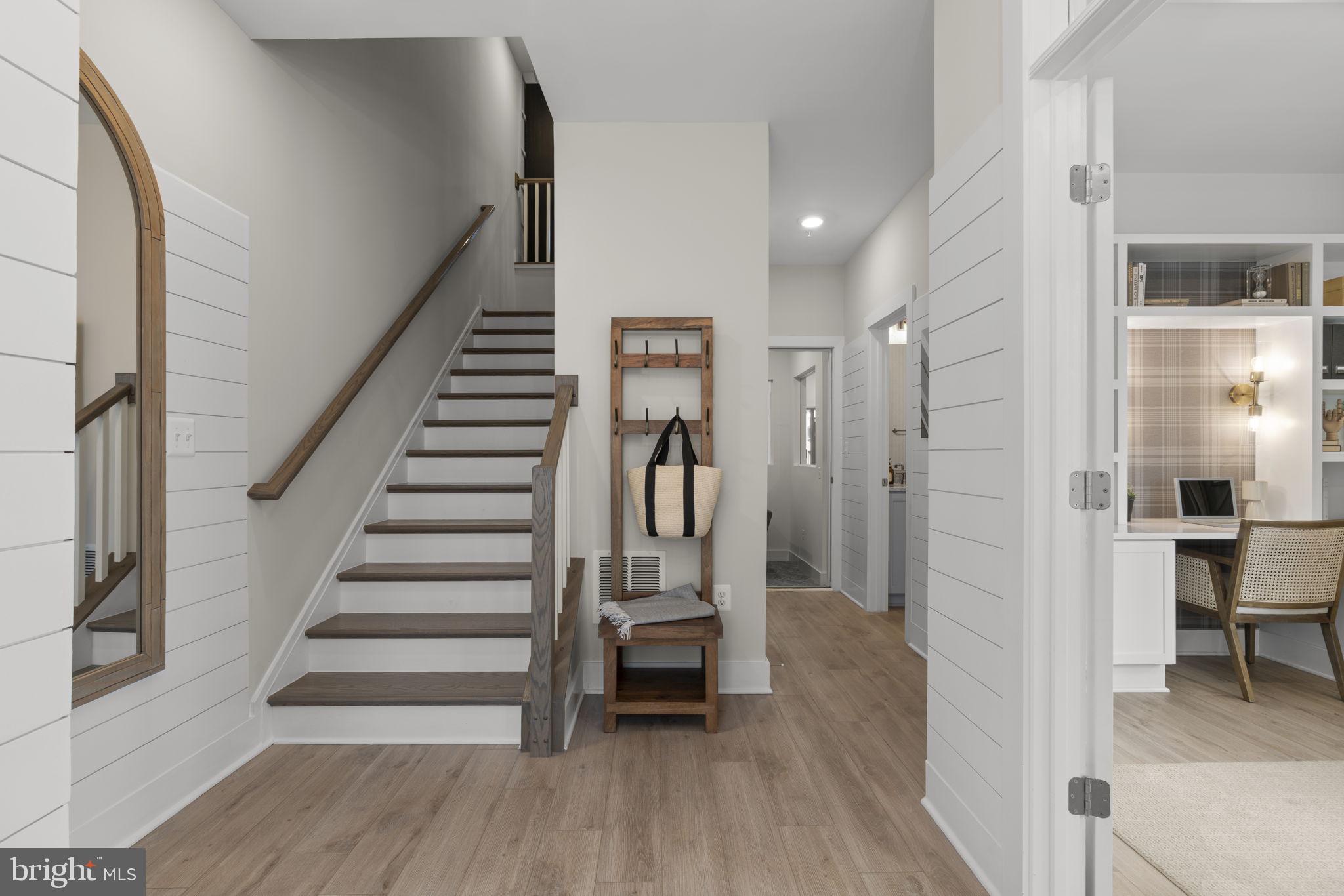 116 GLASS LANE