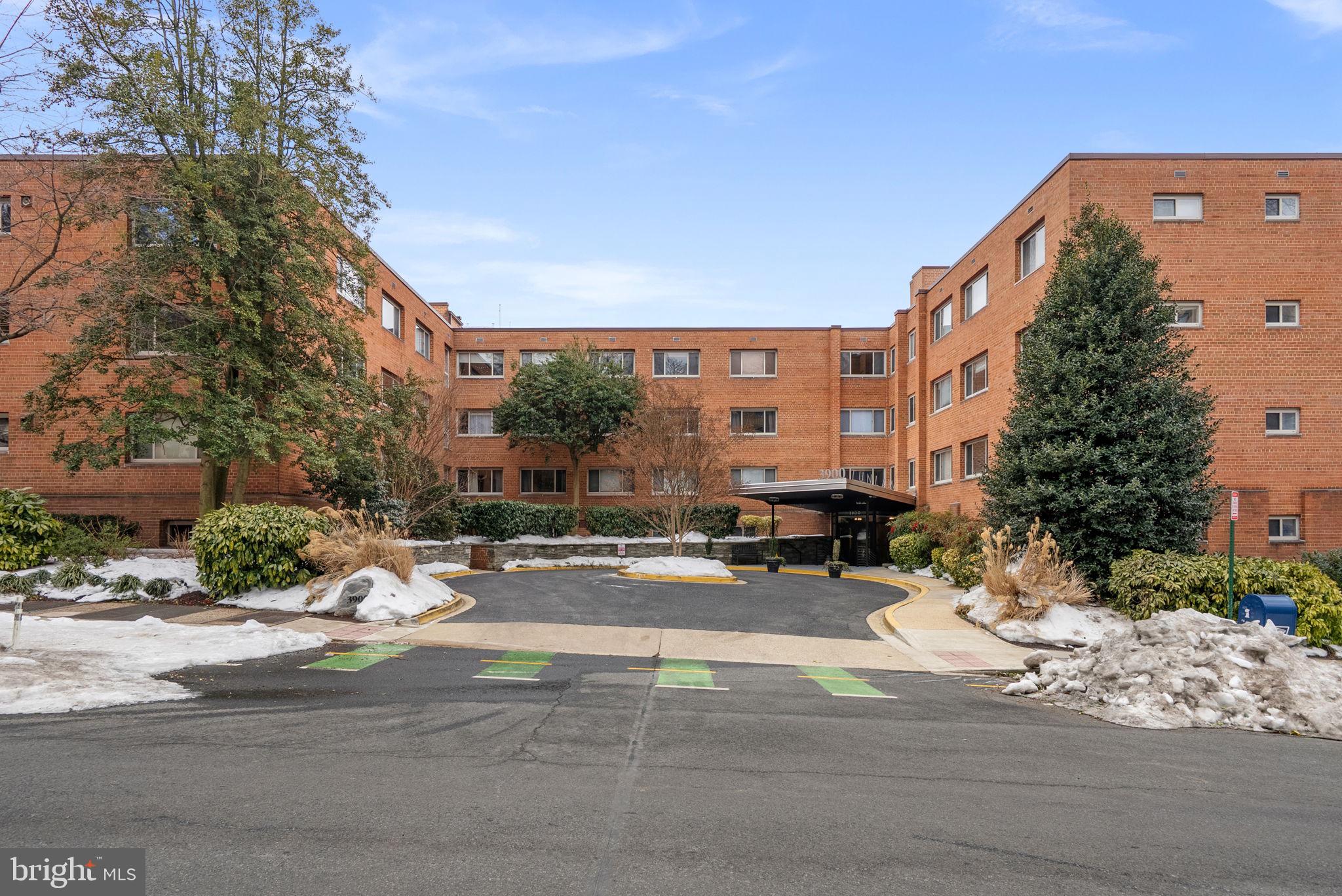 GLOVER PARK - Residential