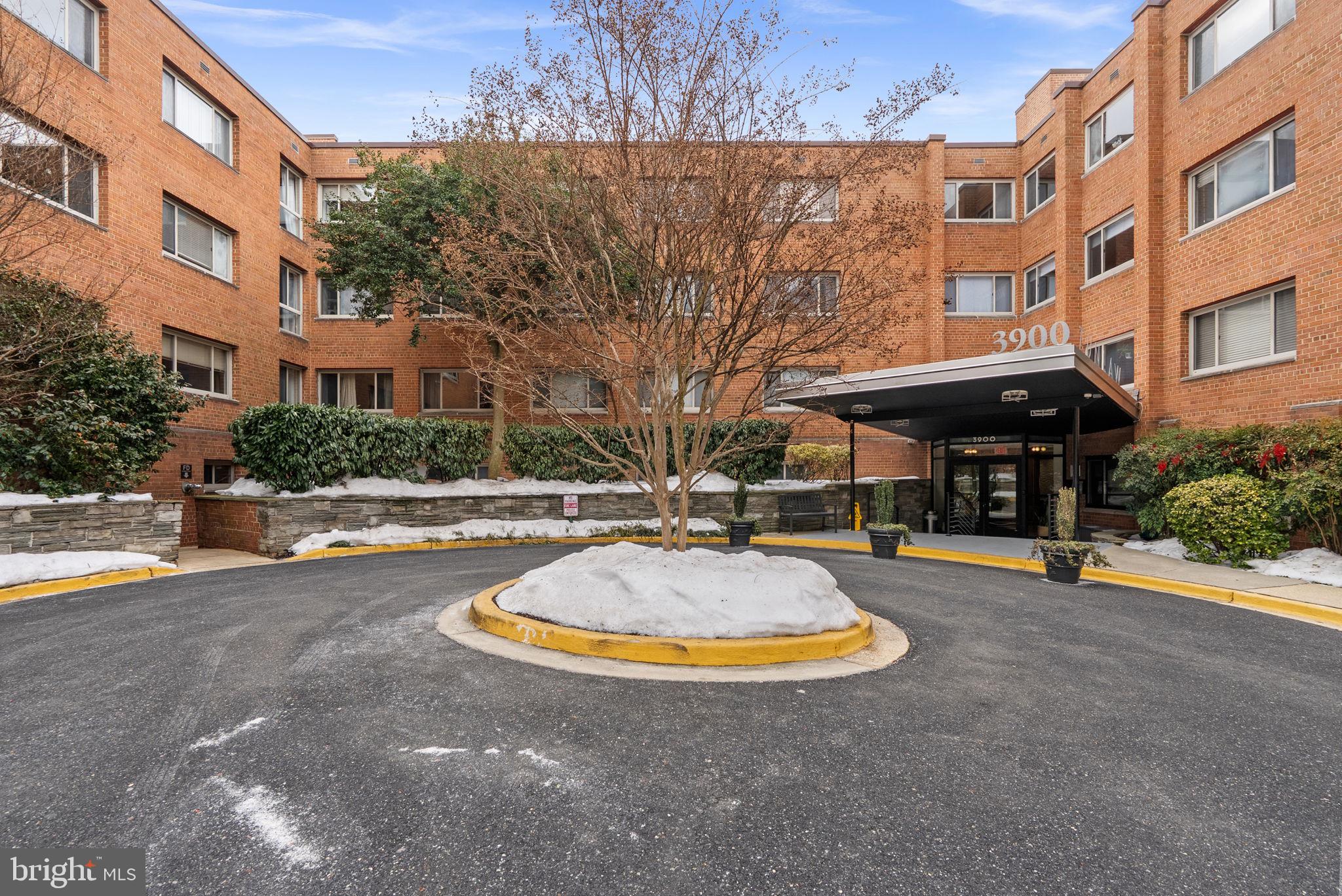 GLOVER PARK - Residential