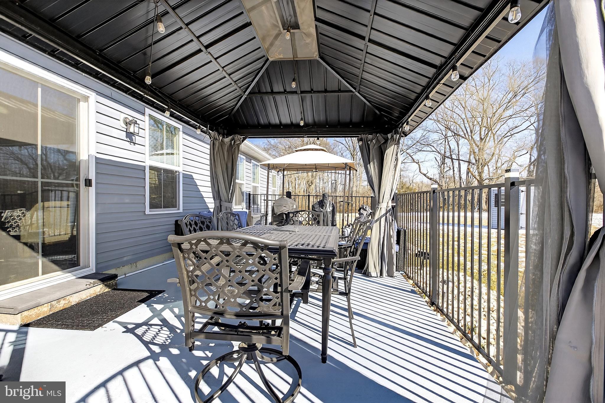 VERONA WOODS - Residential