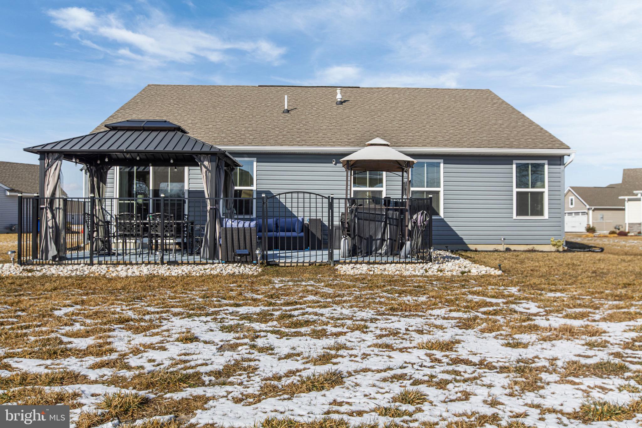 VERONA WOODS - Residential