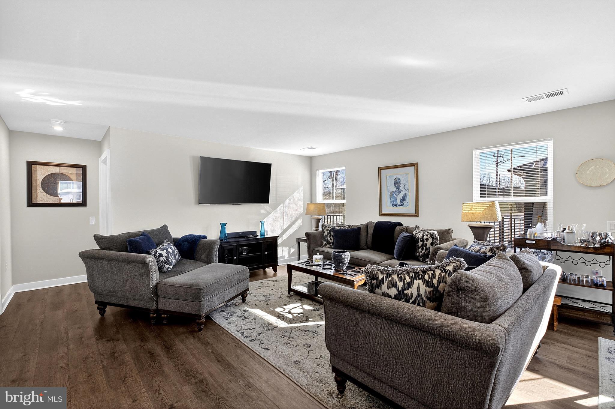 VERONA WOODS - Residential