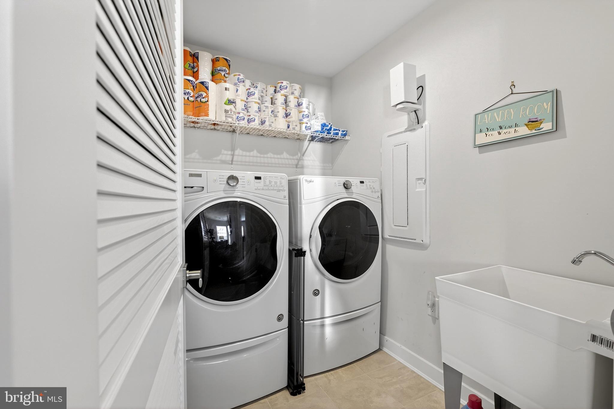 VERONA WOODS - Residential