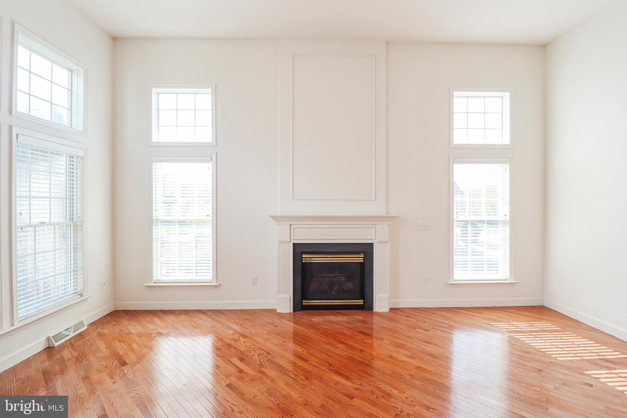 SPRINGWOOD - Residential