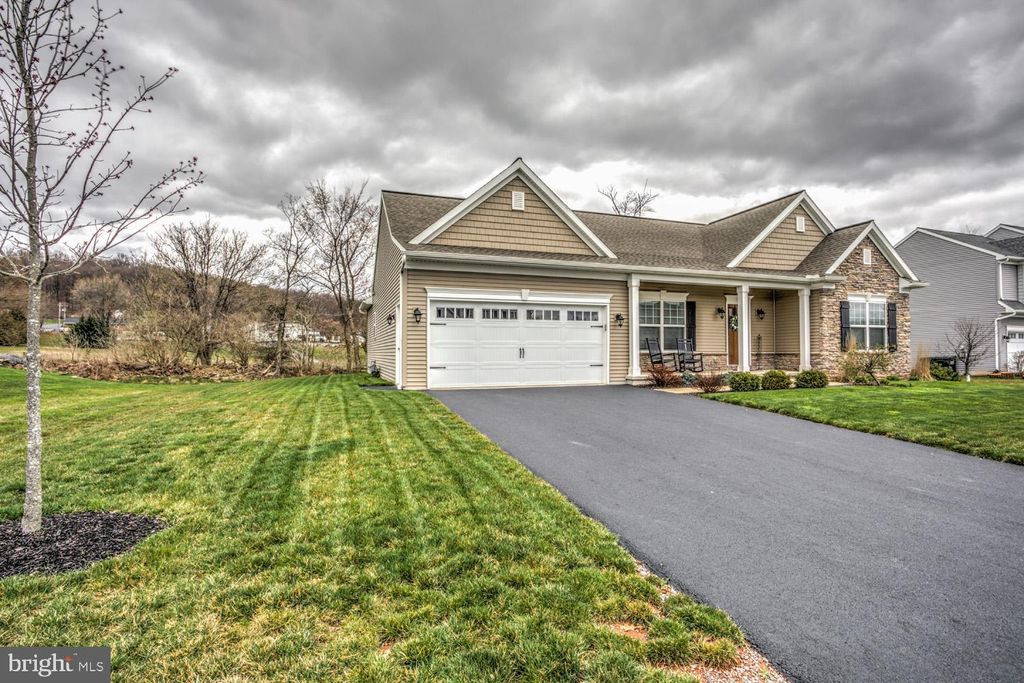 Photo of 4 NATHAN DR, STEVENS, PA 17578 (MLS # PALA2032882)