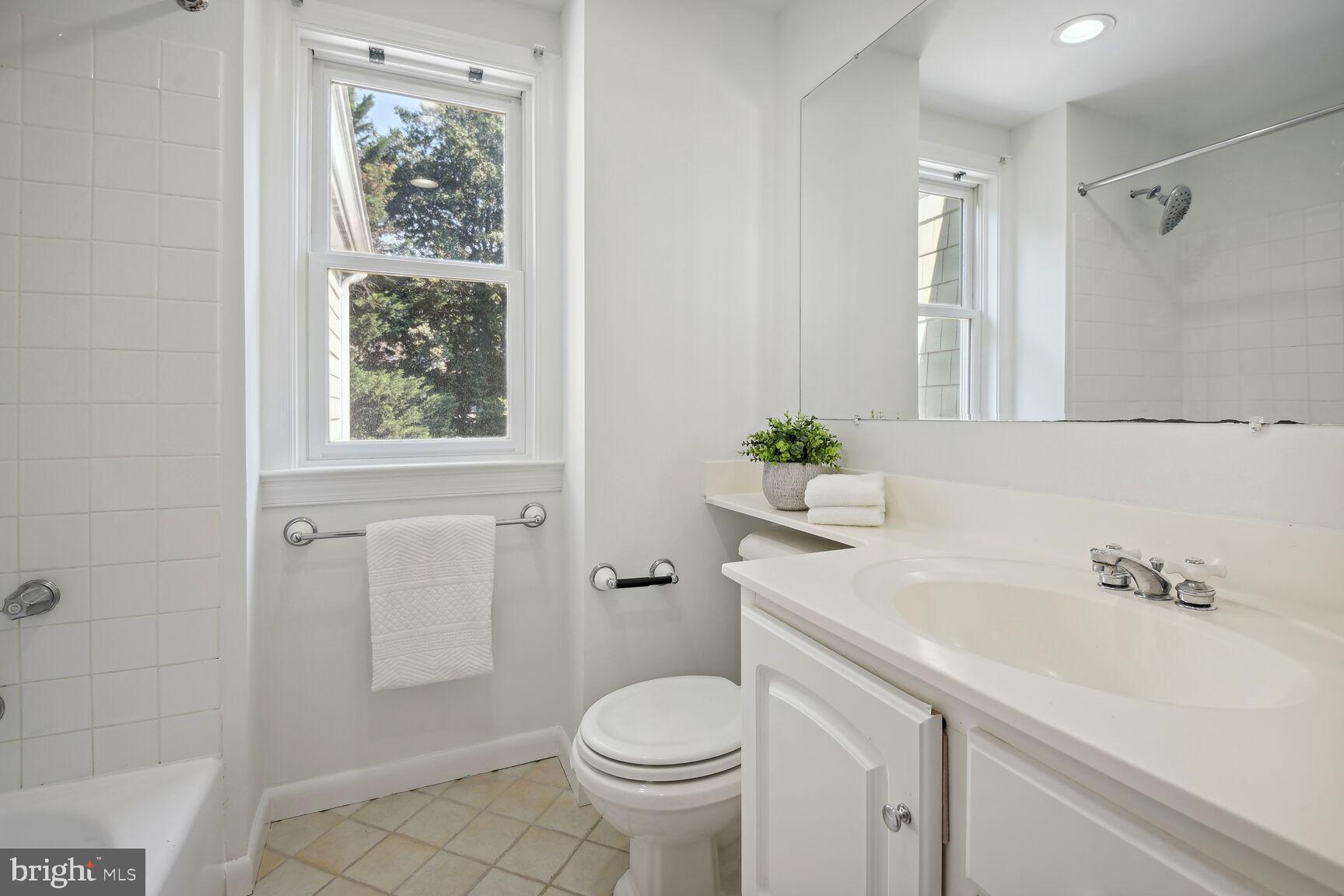 WEST CHEVY CHASE HEIGHTS - Residential